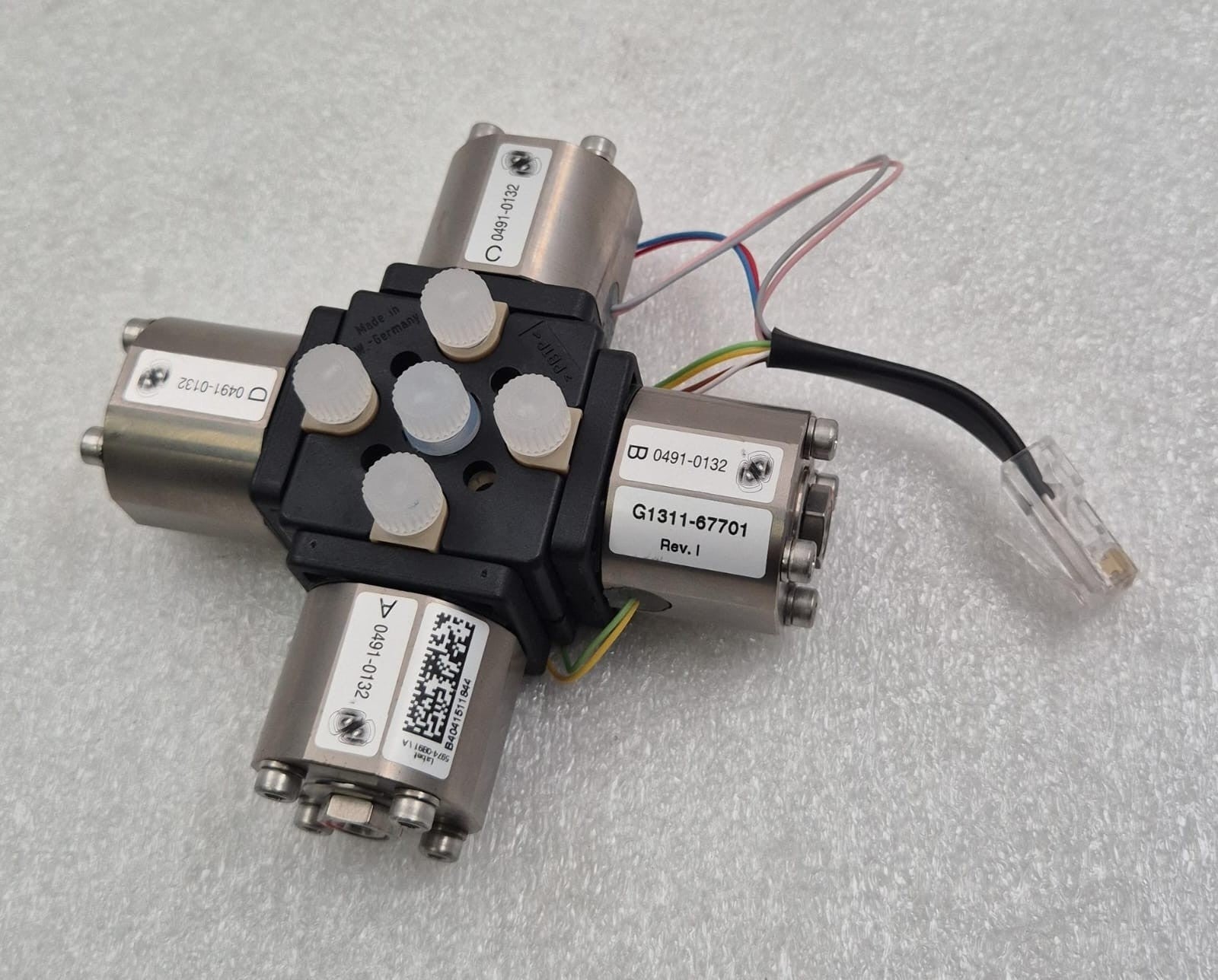 Agilent G1311-67701 Multi-Channel Gradient Valve MCGV Assembly HPLC 0491-0132