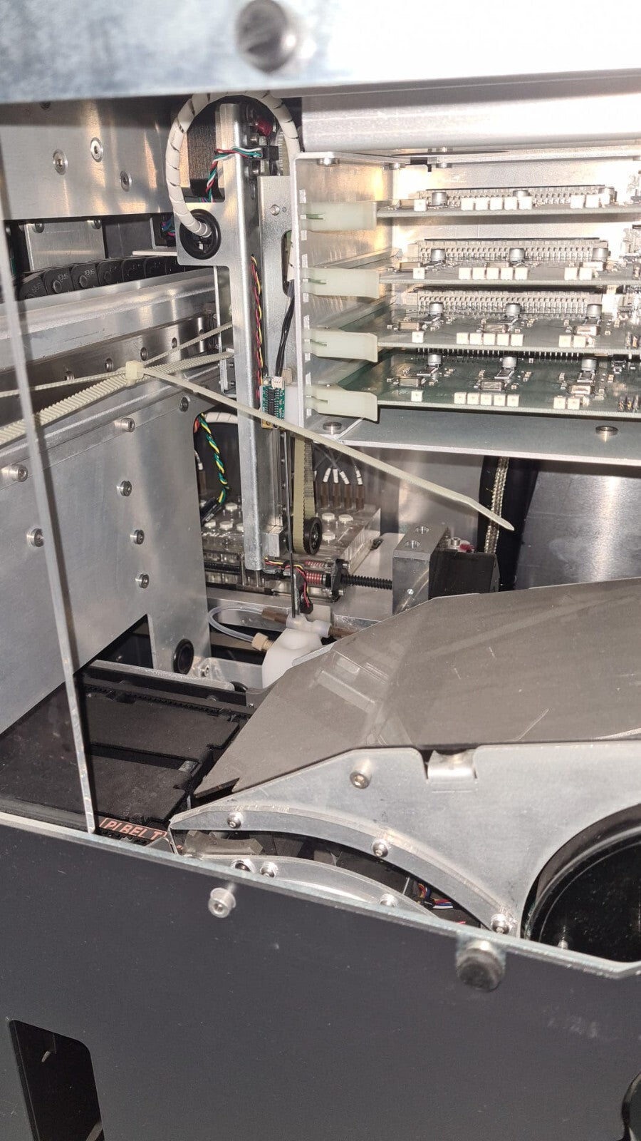 ERBA Mannheim Laura XL Automatic Urine Sediment Analyzer W/ Touch Monitor