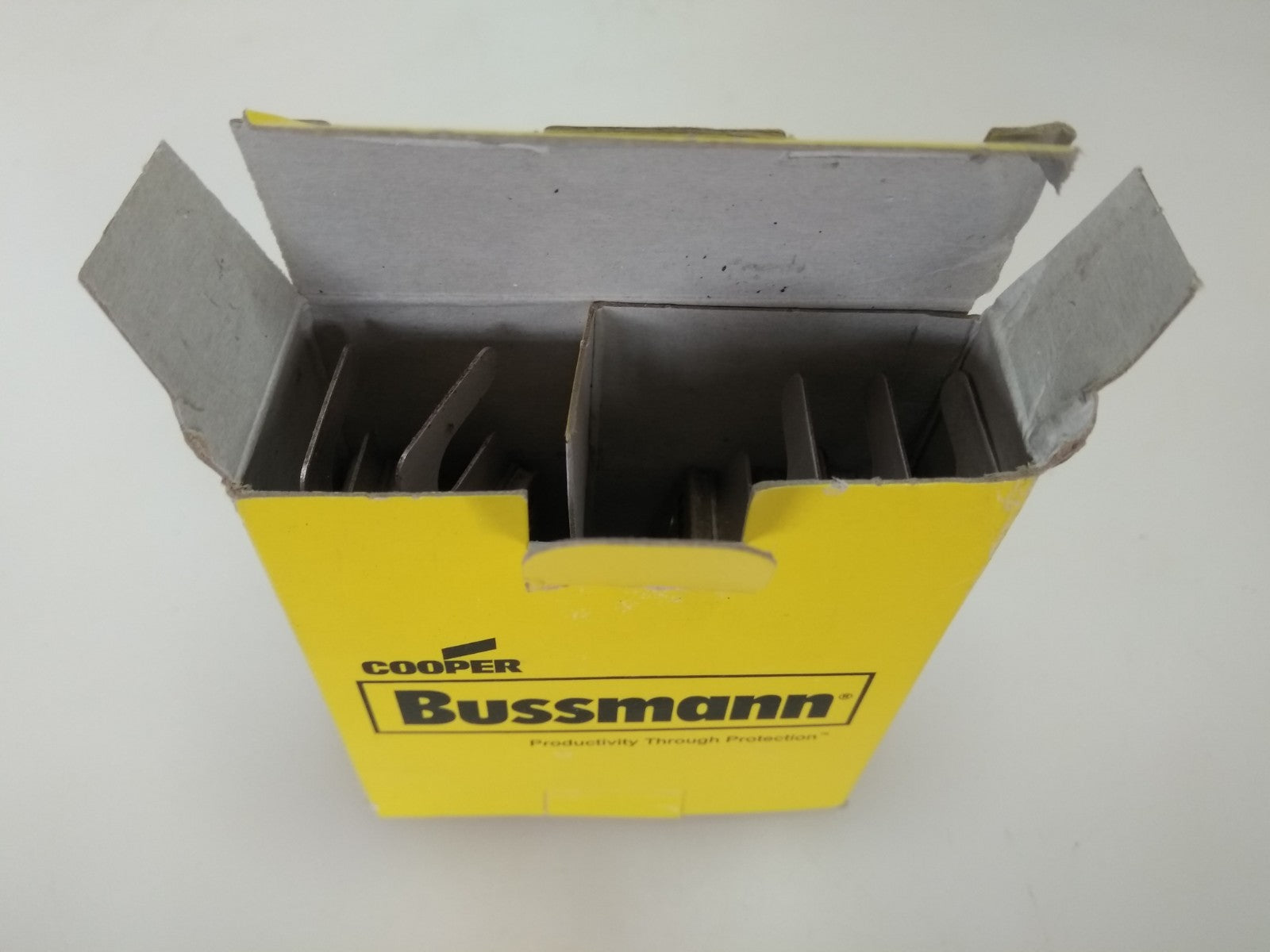 Lot 5 - Cooper Bussmann Anl 80 Amp 32ac 80dc Current Limiting Power Fuse Marine