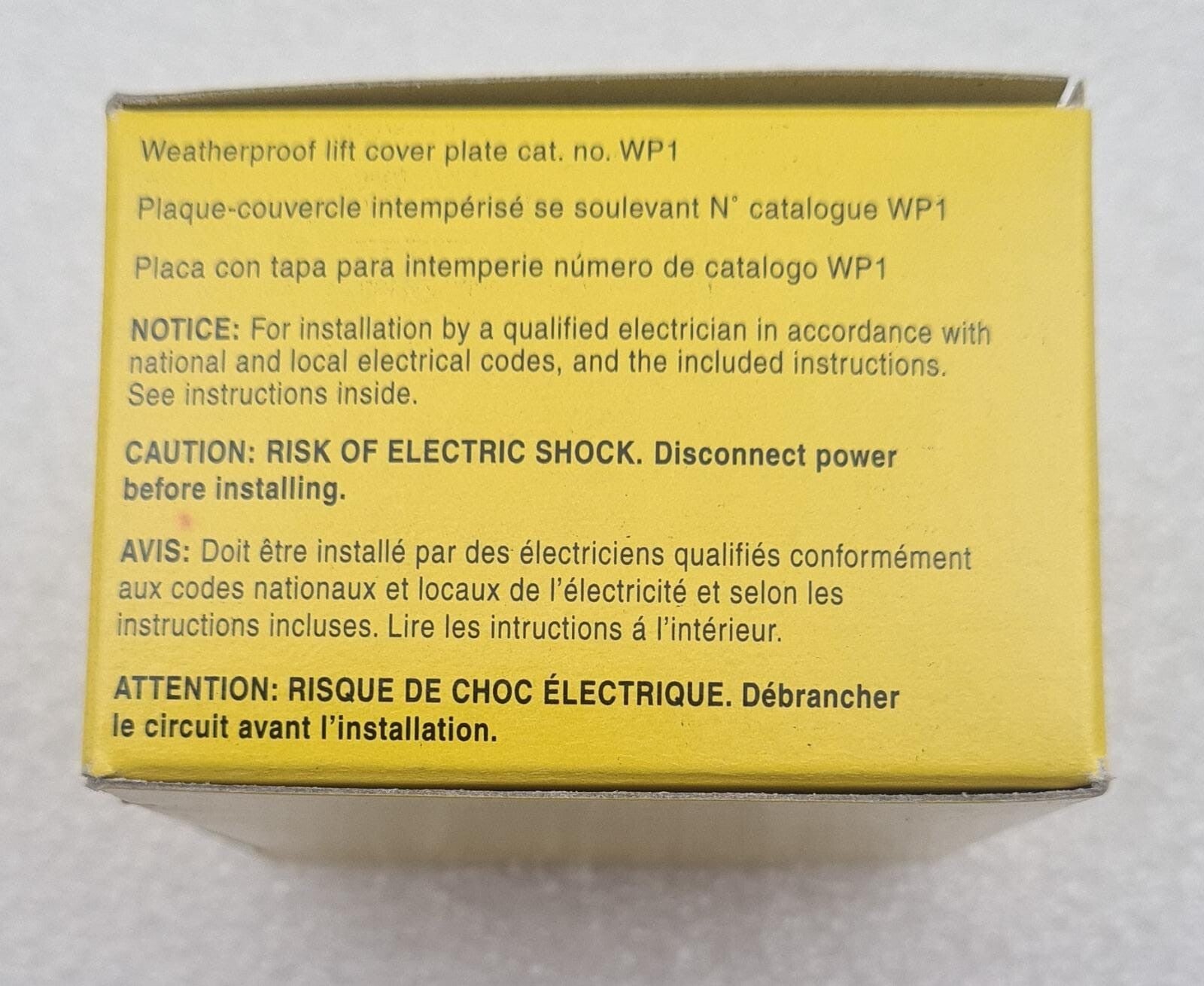 [LOT 14] NEW - HUBBELL HBL4586C 15A 250V 2-Pole 3-Wire Flanged Inlet Twist Lock