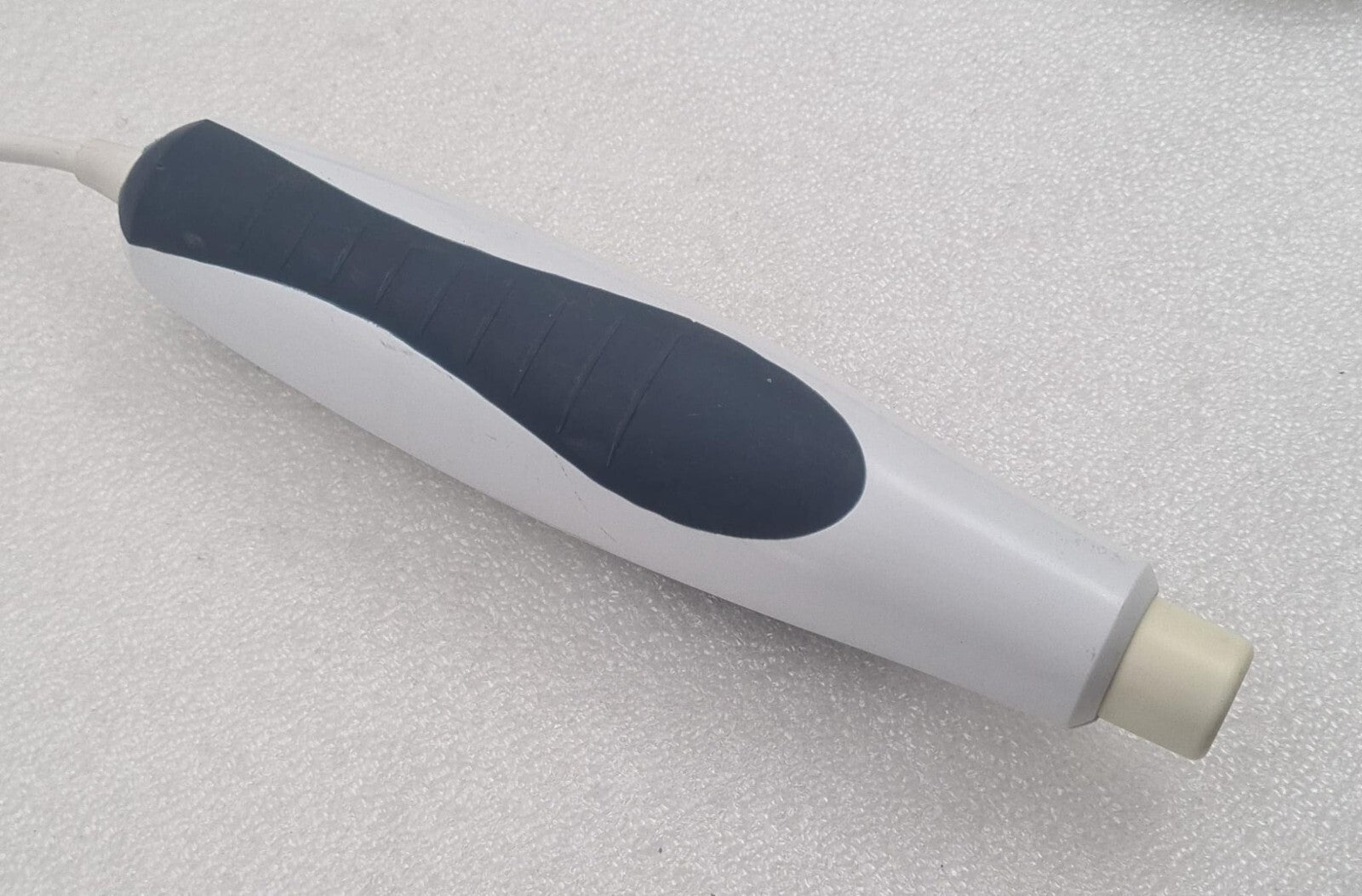 SILHOUET-TONE Cirrus Ultraderm High Frequency Facial Machine 230V W/ Applicator