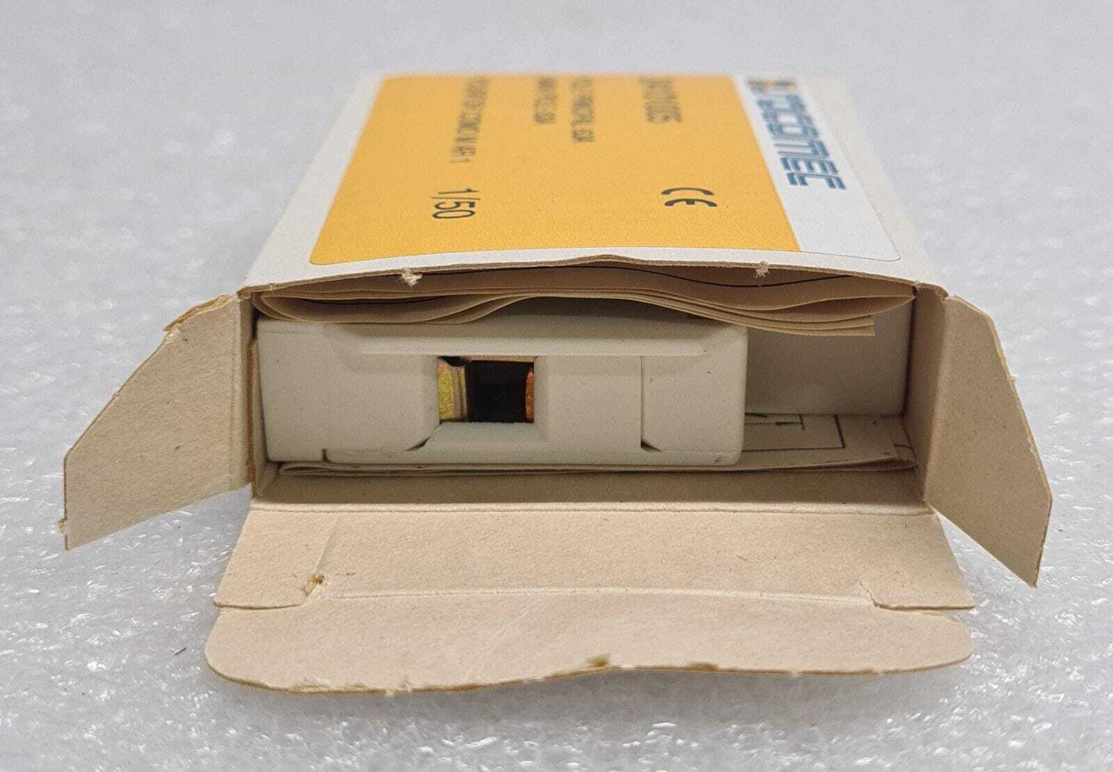 [LOT OF 4] SOCOMEC 24101005 MAIN POLE 63A FOR COMO M AR 1