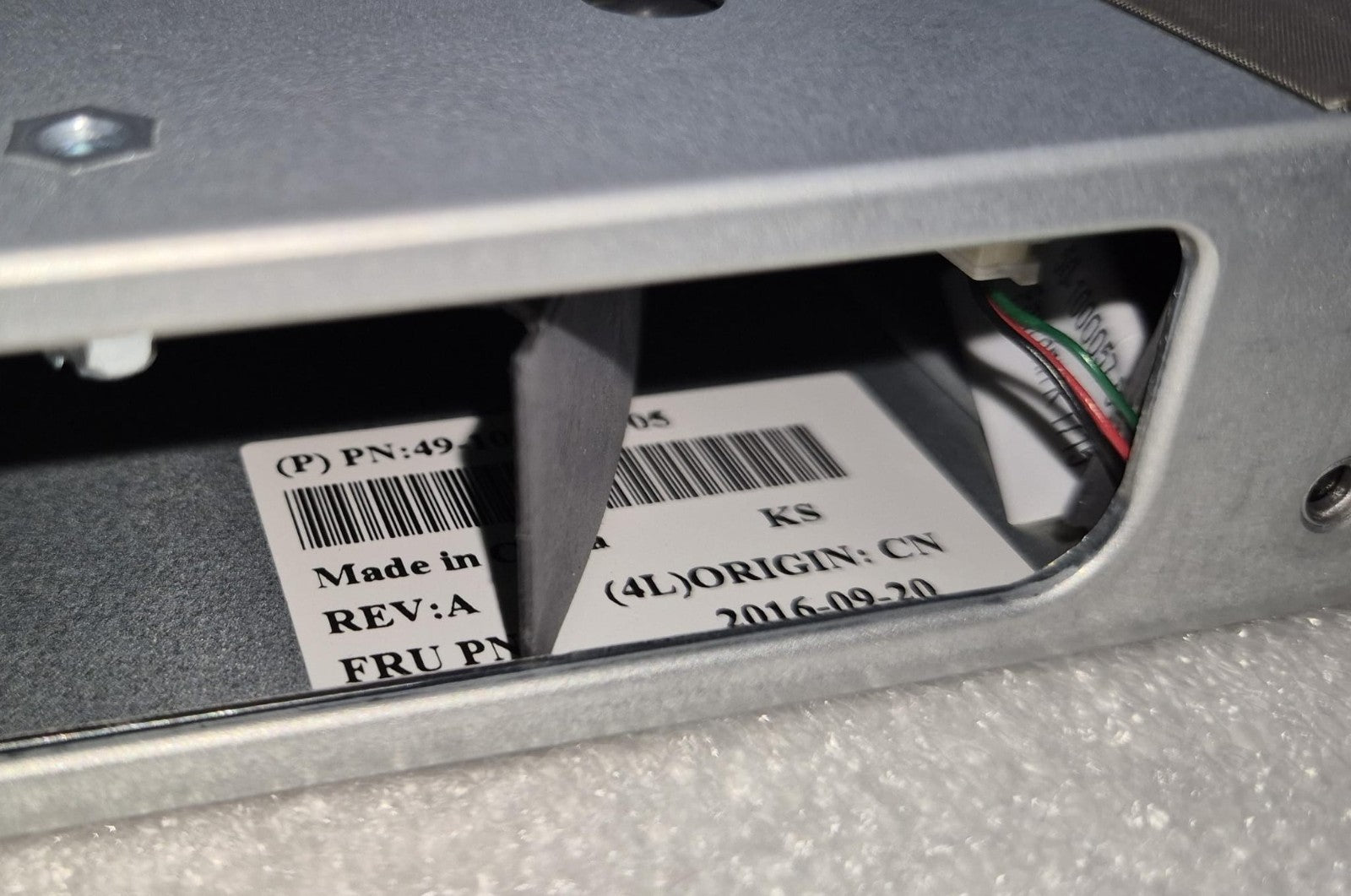 Lenovo Flex System FC5022 internal connector bay detail