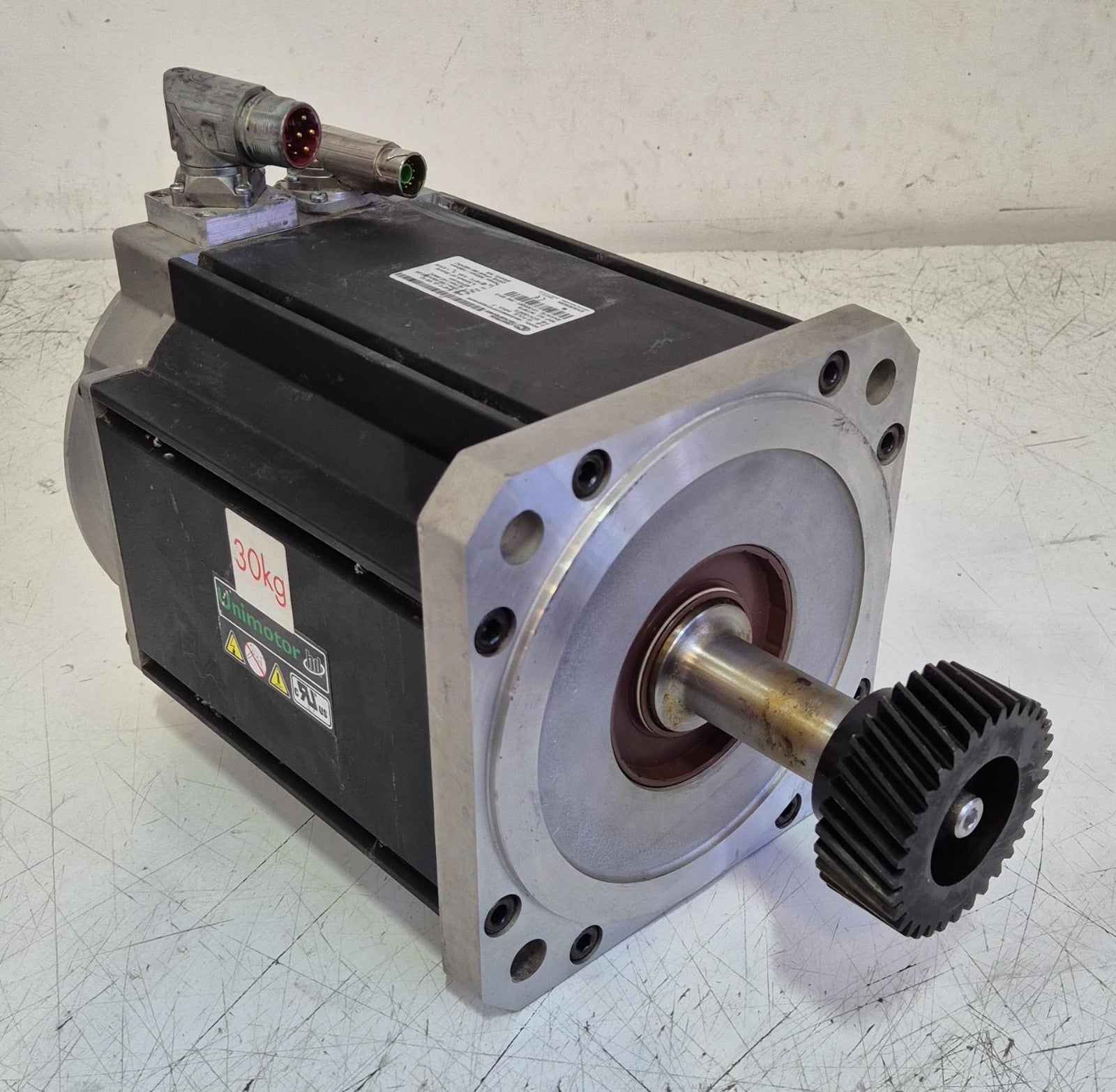 EMERSON 190UDA090XXHFX215240-SHPE Unimotor Servo Motor 10-POLE DRIVE VPWM