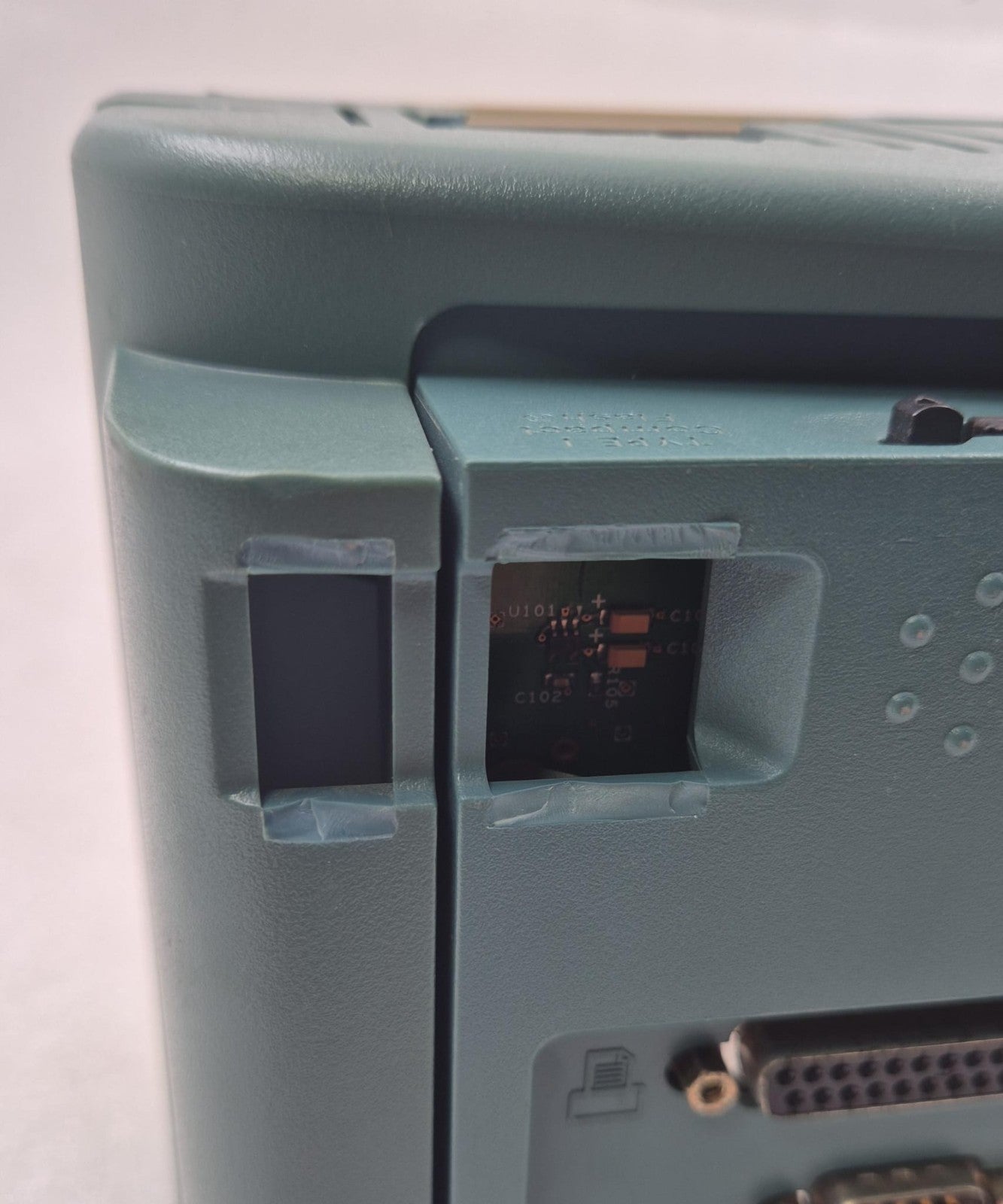 Tektronix TDS2024 Four Channel Digital Storage Oscilloscope 200MHZ 2GS/s *AS-IS*