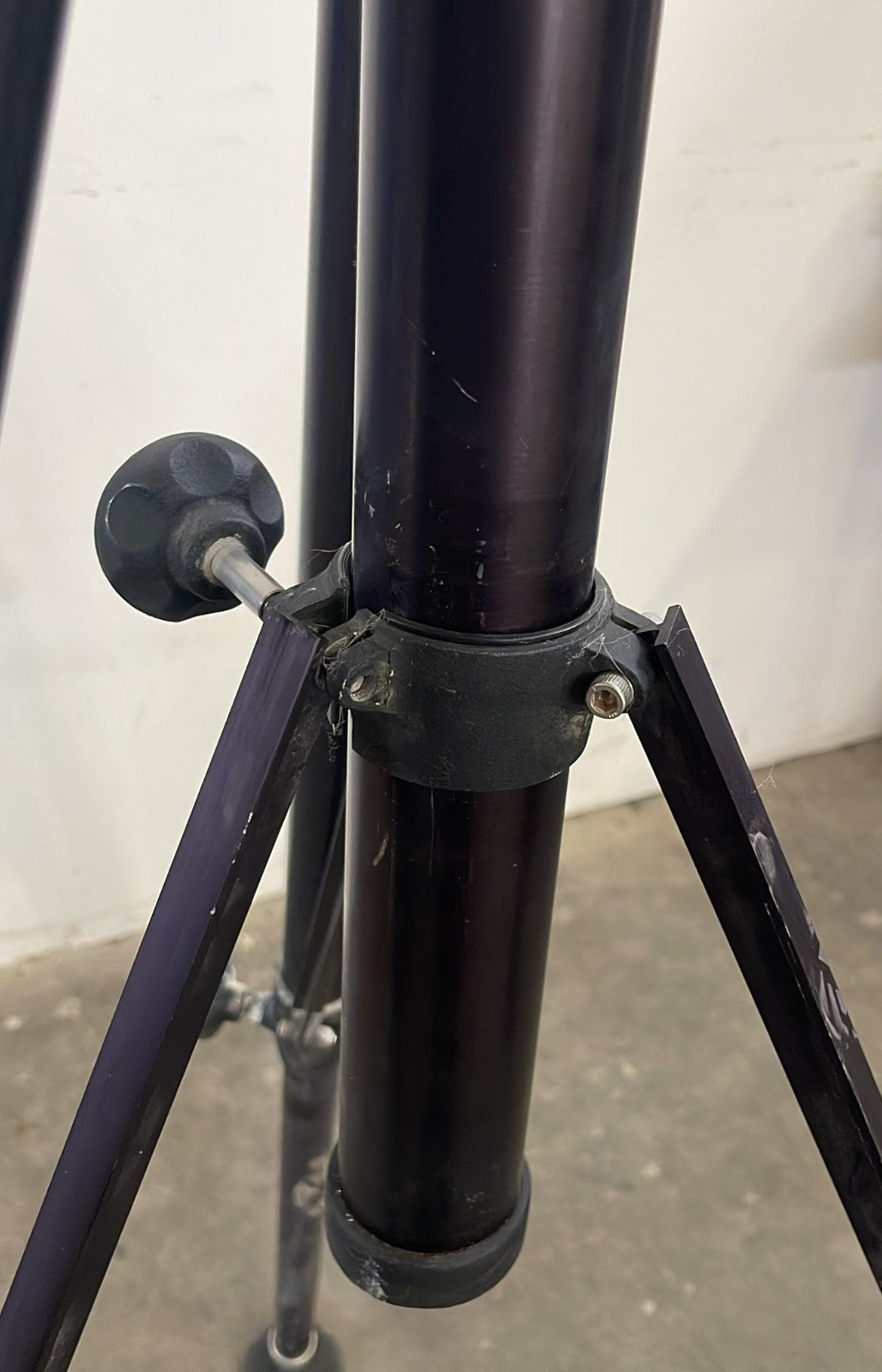 Moog Quick Set 4-53021-8 Hercules Surveying Tripod **AS IS