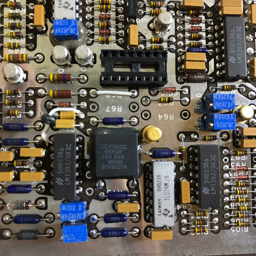 Aircraft Motorola tl074mjb ccr08cg ccr08cg lrjr26 transistors for Chip Recovery