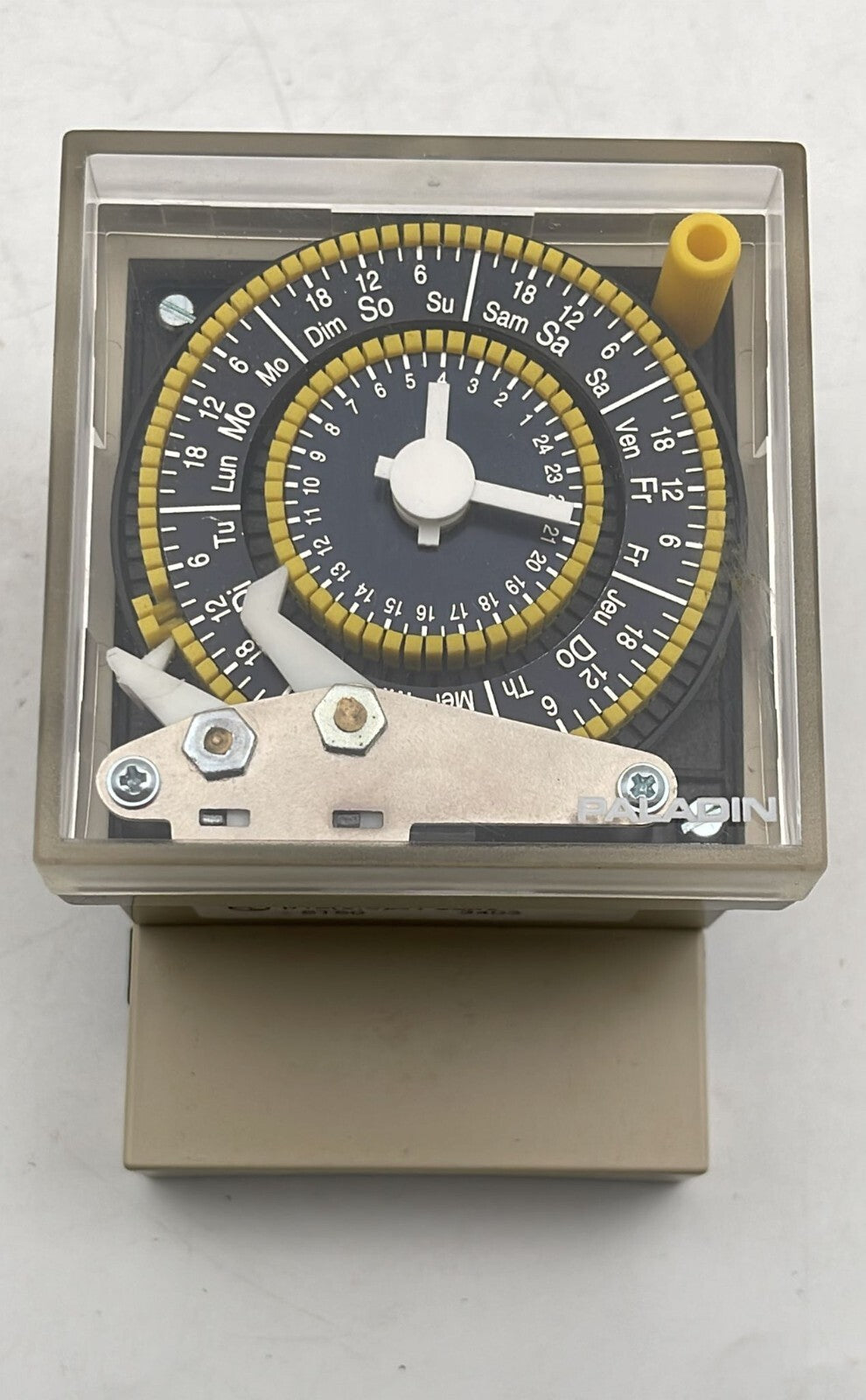 PALADIN LANFER GMBH 124 500 Mechanical time switch 230V 50 / 60Hz