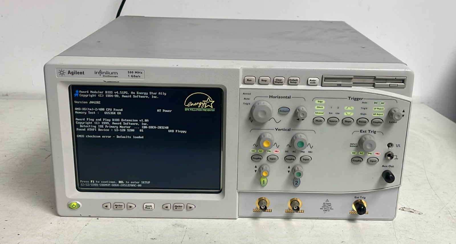 Agilent 54810A Infiniium Oscilloscope 500-MHz 1-GS/s