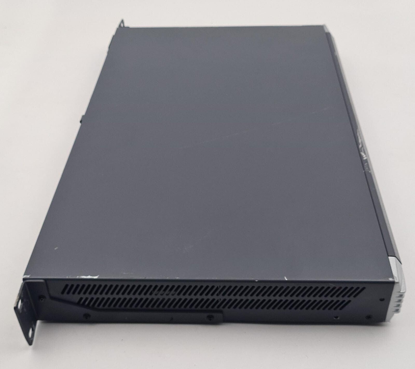 Minicom SMART 216 IP KVM Switch 1SU70036/R V2.3 16-Port Multi-User Remote Access