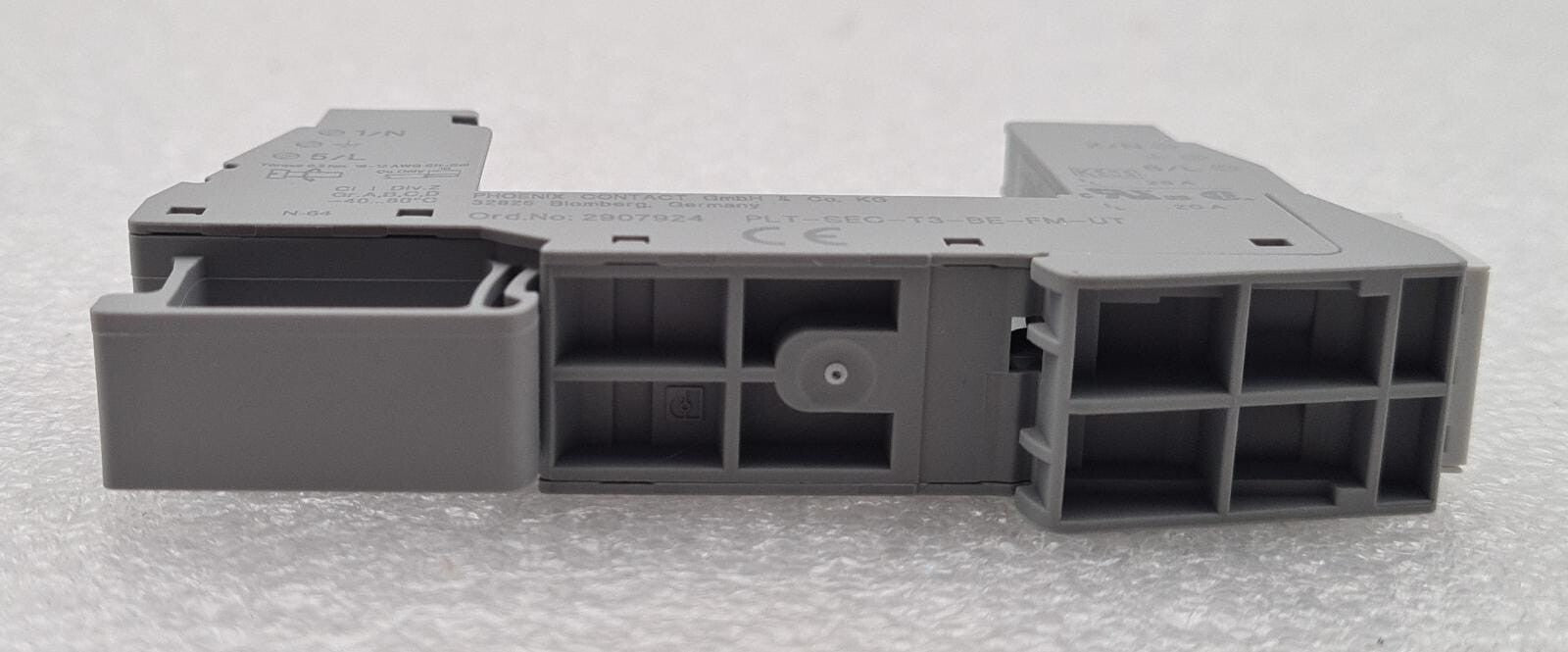 *NEW* PHOENIX CONTACT PLT-SEC-T3-BE-FM-UT 2907924 Surge Protection Device