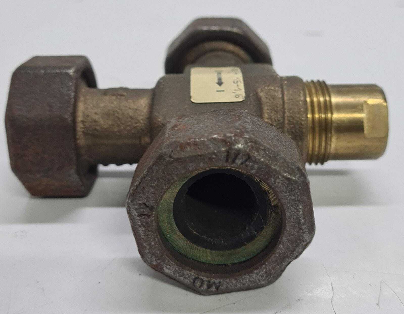 Siemens VVG44.15-1 2-Way Valve A-AB PN16 Rg5 Threaded Water Pipe Valve