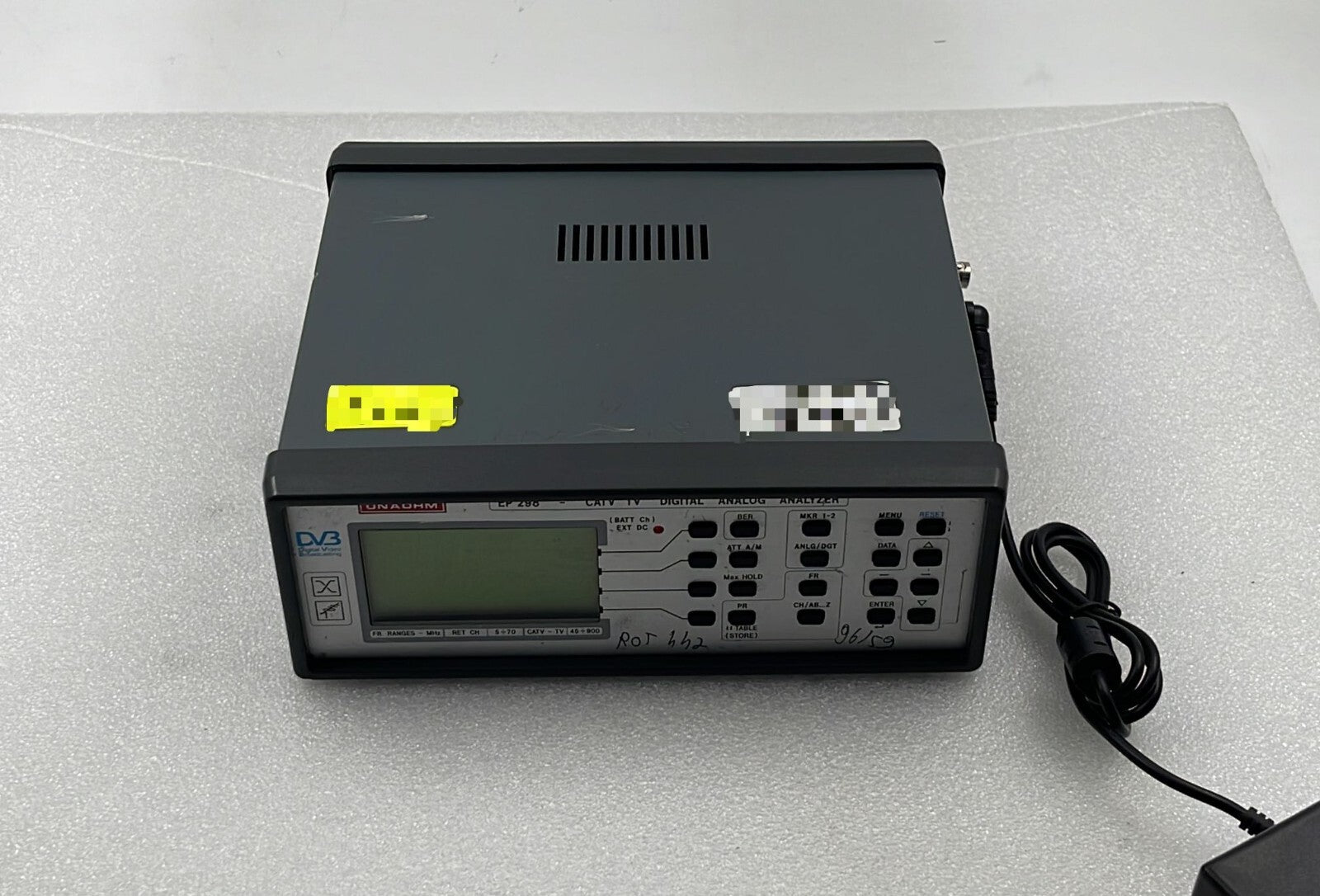 UNAOHM EP 298 CATV TV DIGITAL ANALOG ANALYSER 45-900 MHz DVB W/ CASE **AS IS