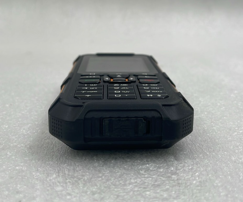 RugGear RG170 8GB GPS PTT Single SIM