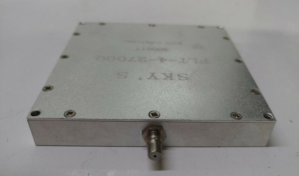 [LOT OF 8] SKY'S FLT-4-2700Q 4 Way Power Divider SMA Female Connectors