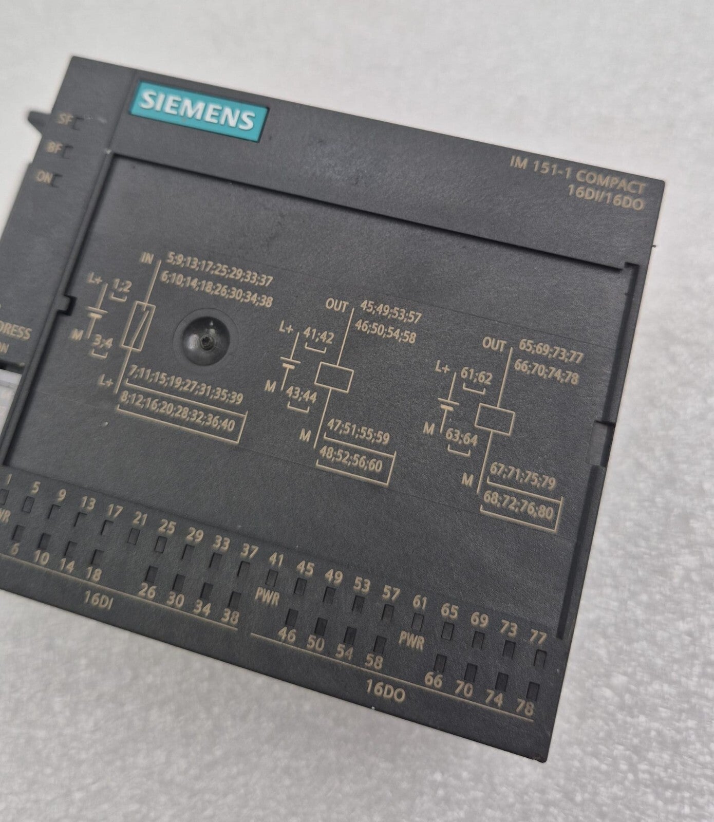 SIEMENS SIMATIC S7 6ES7 151-1CA00-3BL0 PROFIBUS MODULE ET 200S IM151-8 16DI/16DO