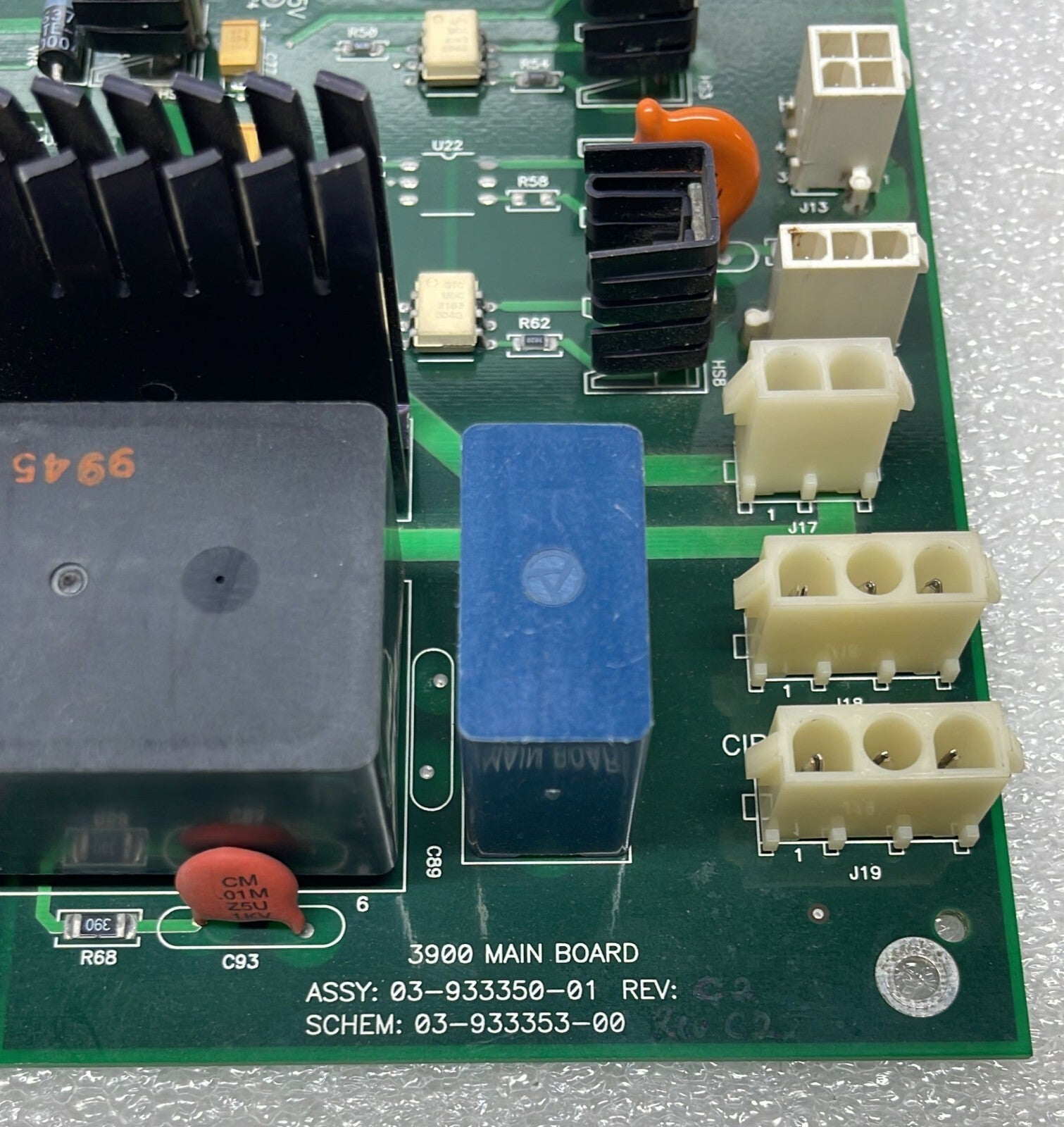 Varian 3900 MAIN BOARD ASSY 03-933350-01 SCHEM 03-933353-00