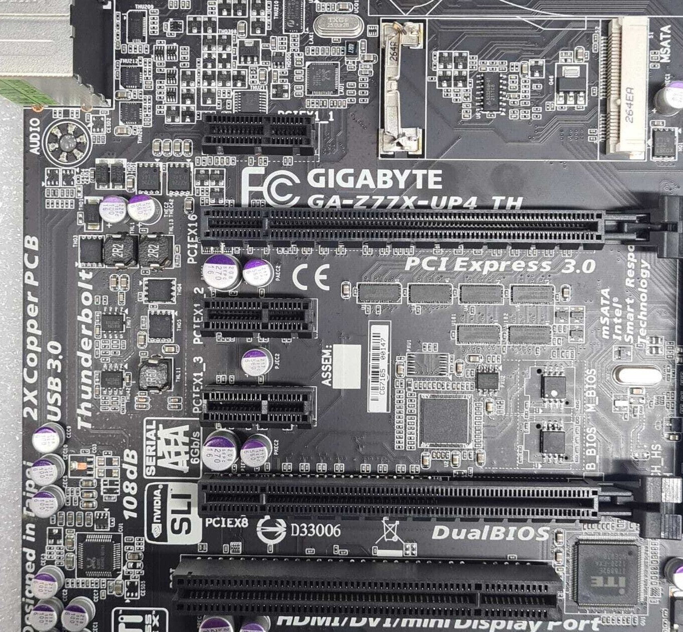 GigaByte Desktop Motherboard GA-Z77X-UP4 TH LGA1155 & Intel i7-3770 & I/O Shield