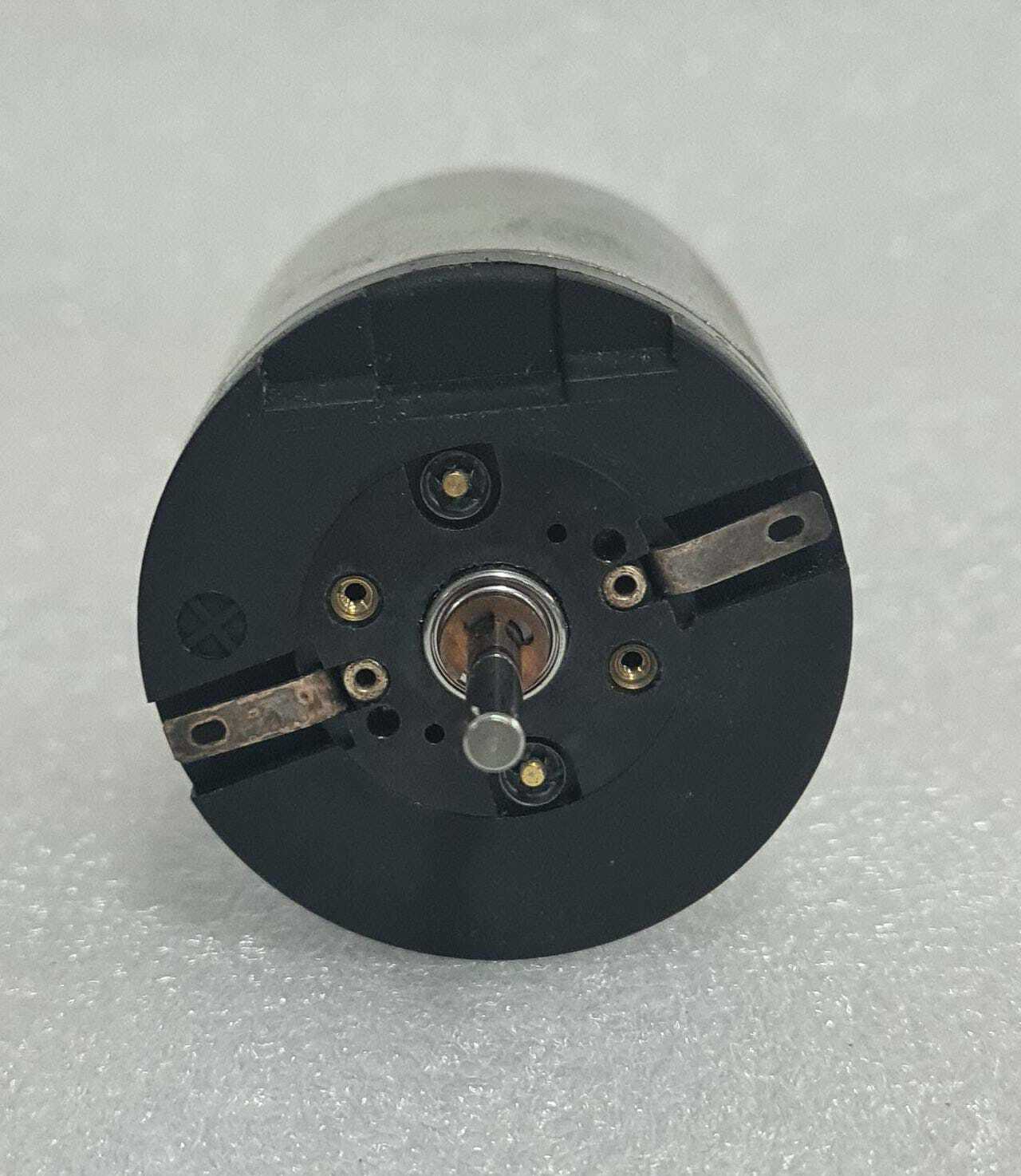 Maxon DC Motor 2140. 933-58. 236-050 Swiss