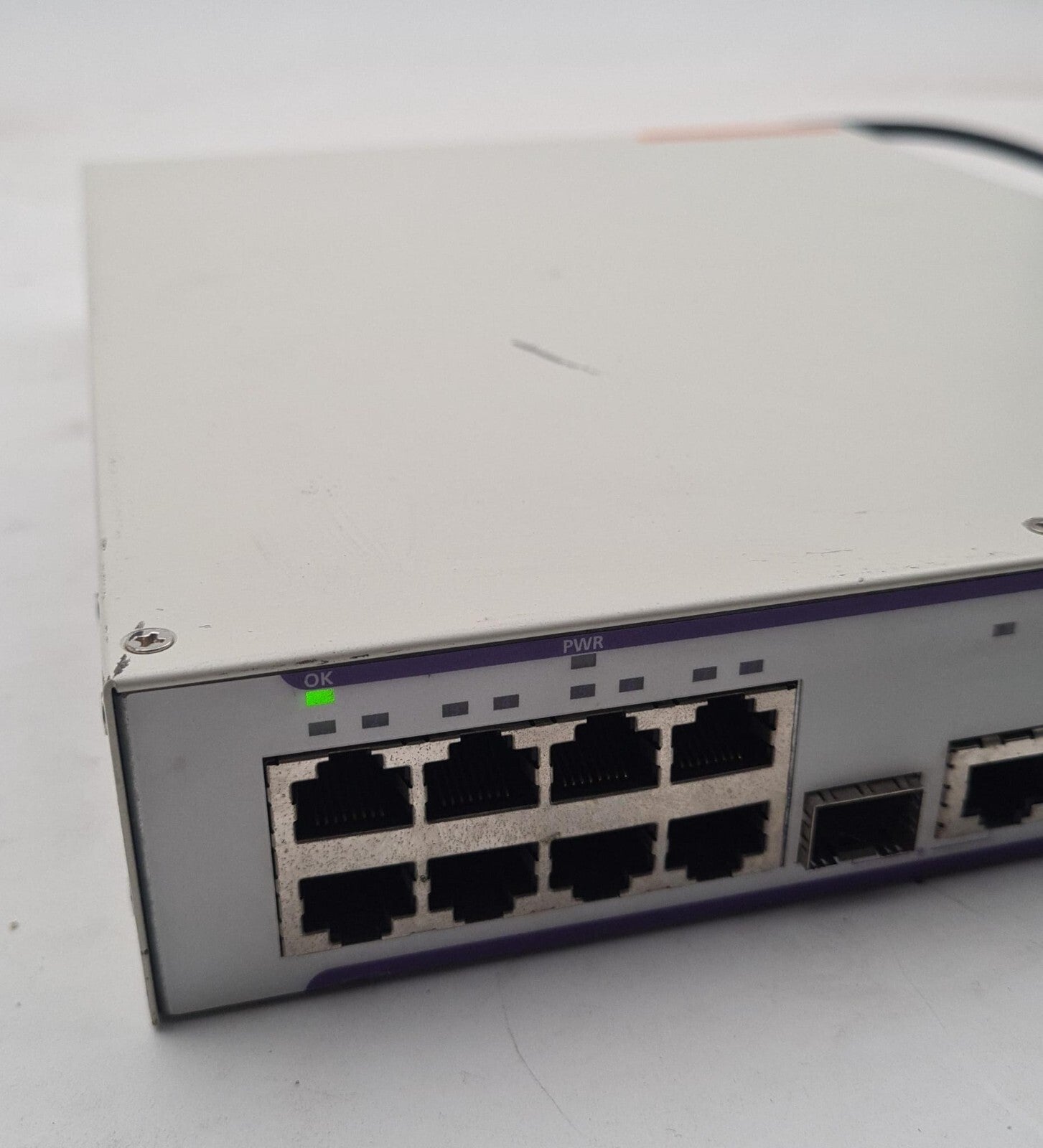 Alcatel Lucent OS6350-10 Omniswitch Switch 903868-90 100-240V