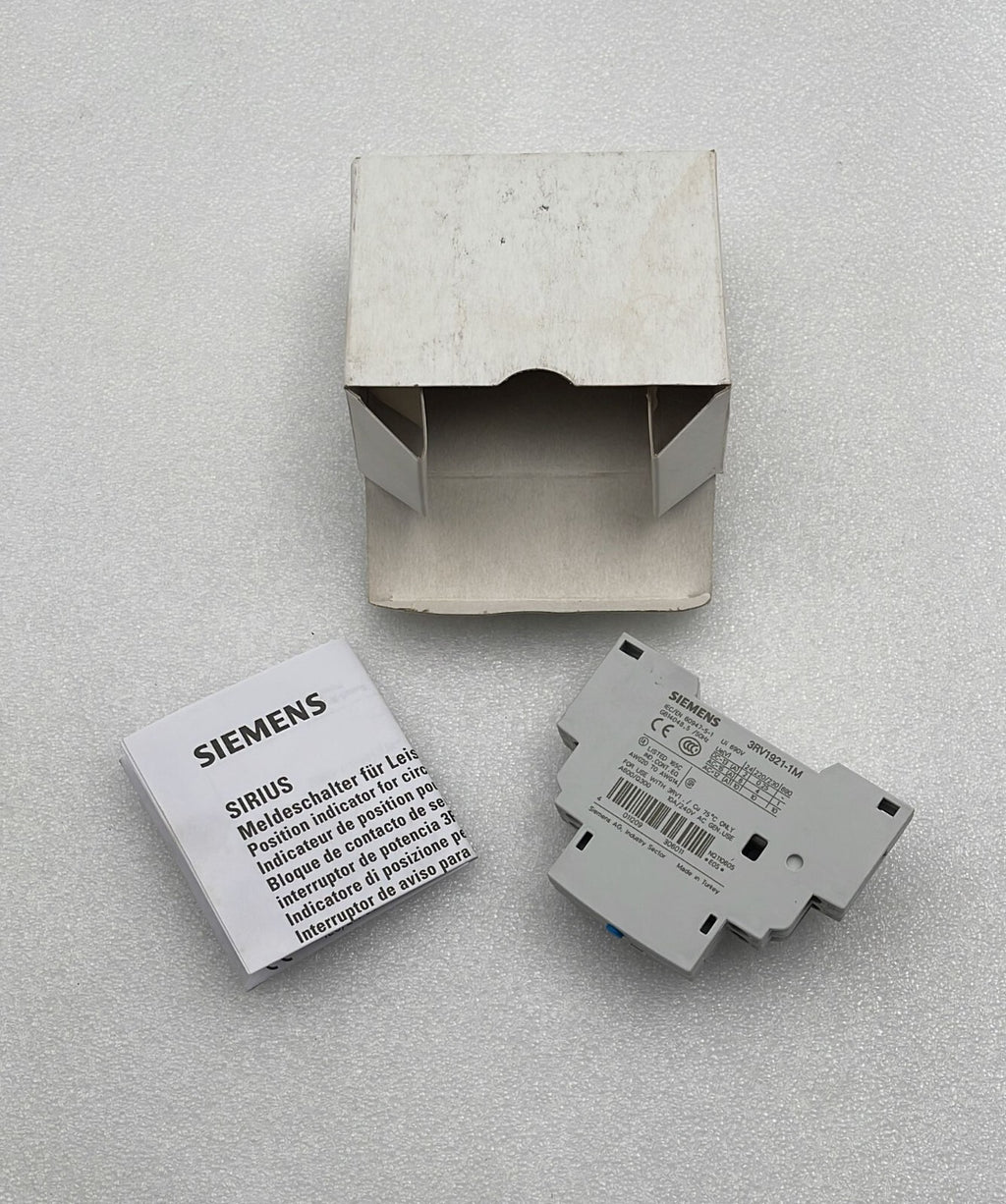 [LOT OF 7] NEW - Siemens 3RV1921-1M Alarm Switch GB14048.5/50Hz