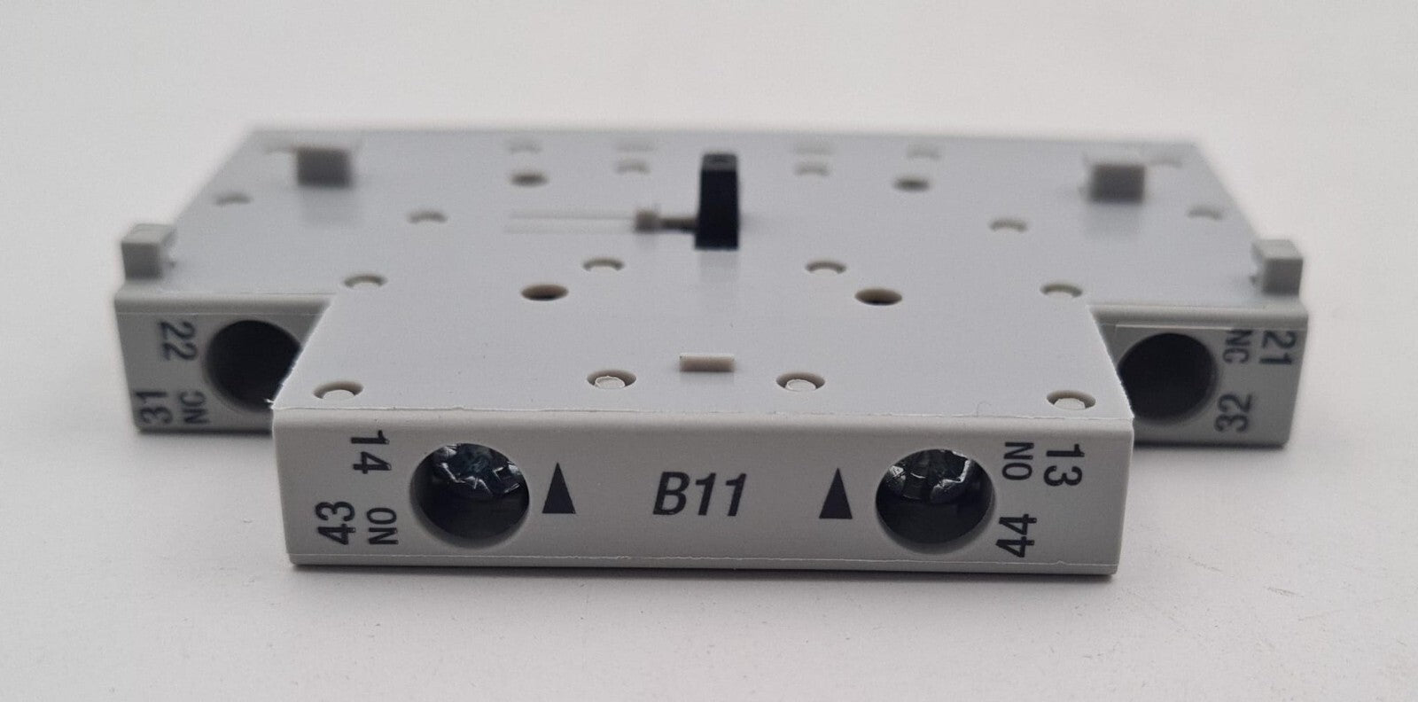 NEW - AB Allen-Bradley Bulletin 100 100-S B11 100-SB11 Auxiliary Contacts Block