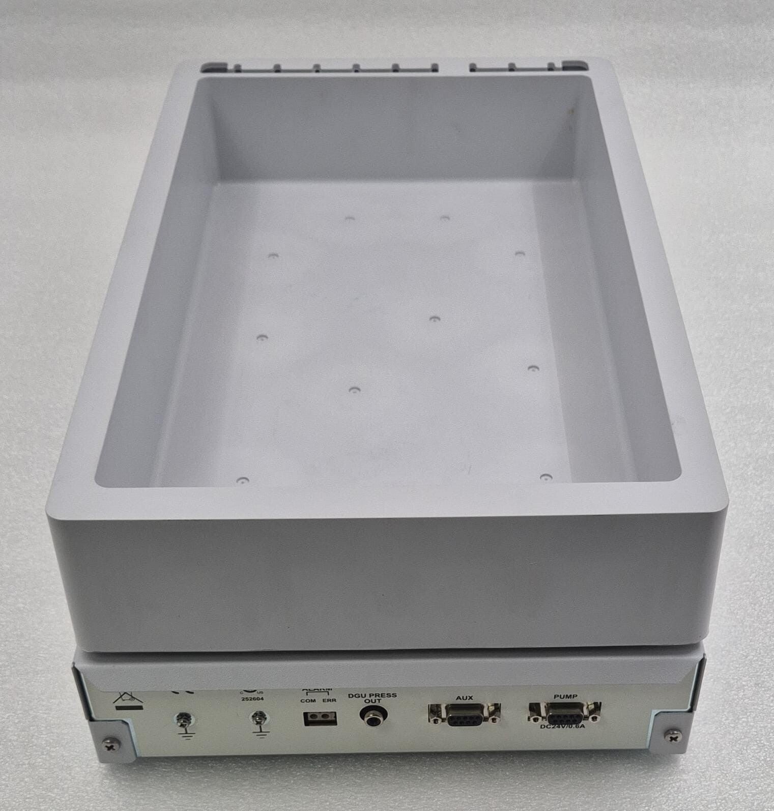 SHIMADZU DGU-20A5R Prominence DEGASSING UNIT 228-45019-42 HPLC & RESORVOIR TRAY