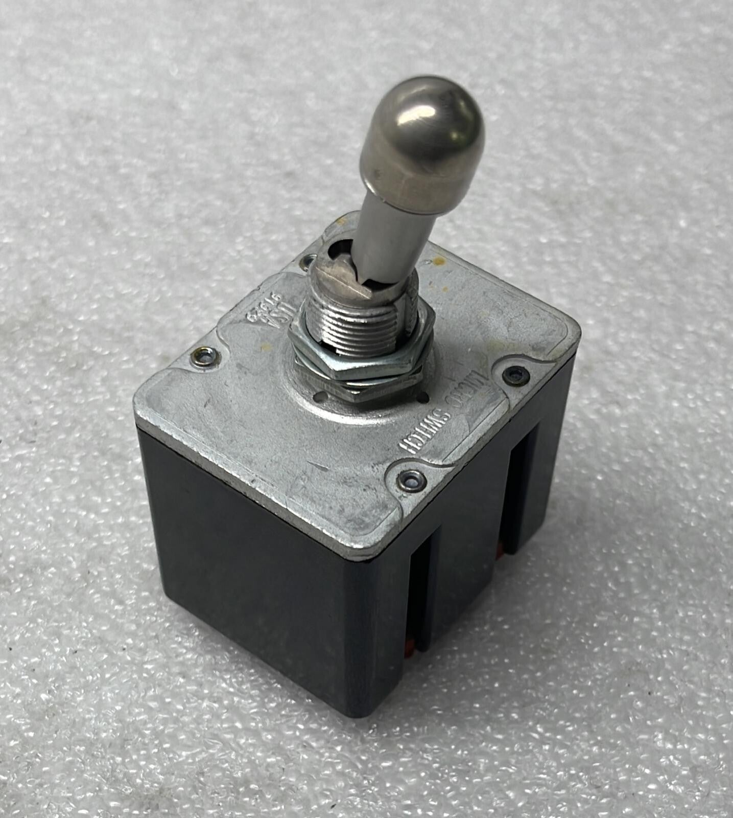 HONEYWELL 104TL2-3D MICRO SWITCH TOGGLE MS27789-23D