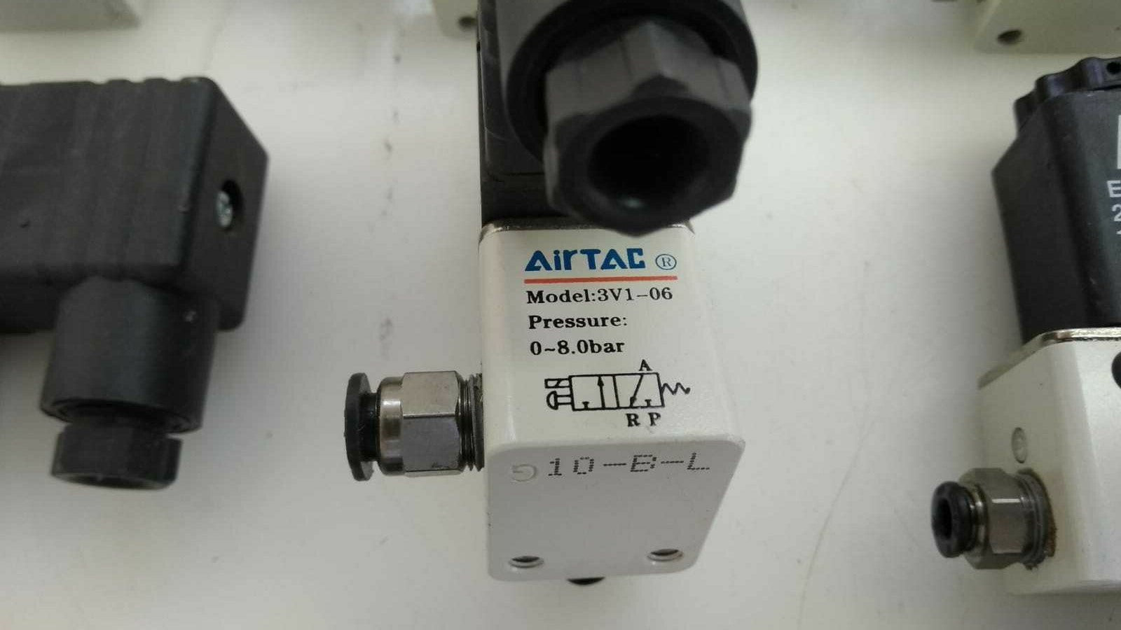 [LOT OF 3] Airtac 3V1-06 2-Way Solenoid Valve Air Pneumatic W/ AMISCO EVI 7/9