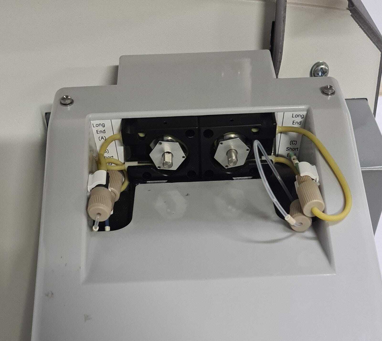 Roche GS Junior 454 Sequencing Unit 05 526 337 001 DNA Genome Sequencer