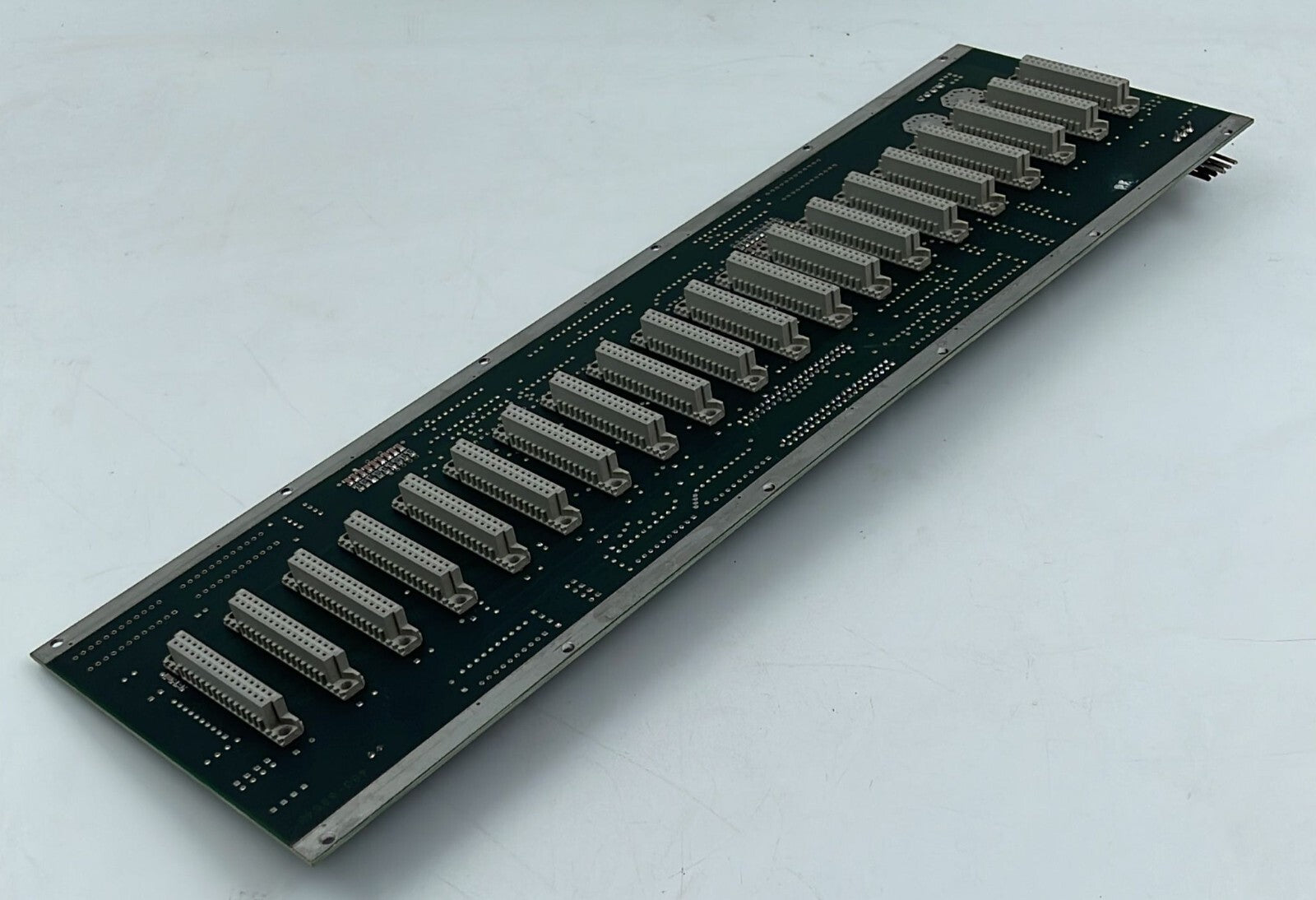 SmartBits NetCom Systems Board Backplane 420-0004B