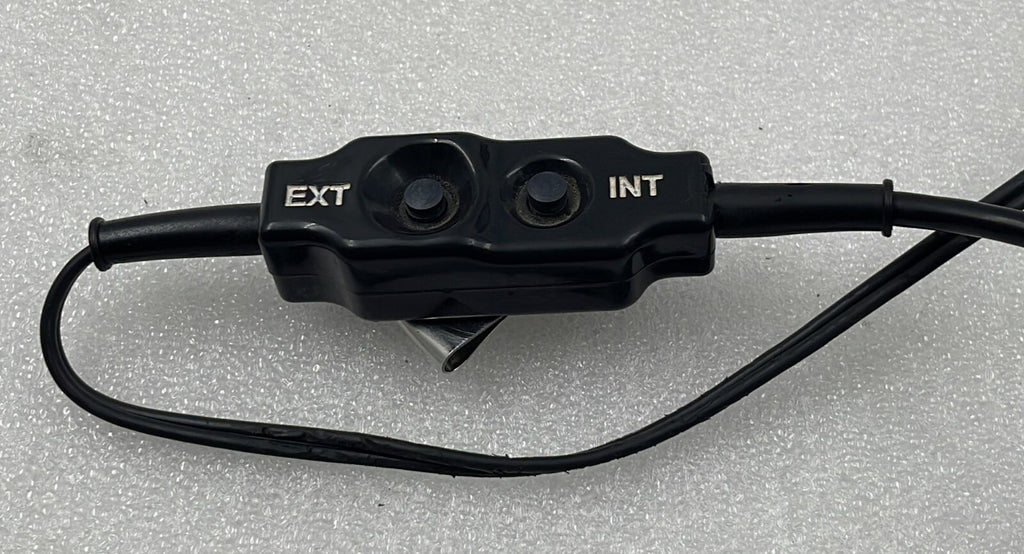 Telex Airman 750 Aviation Headset 64300-200 for Pilot Airplane Aircraft
