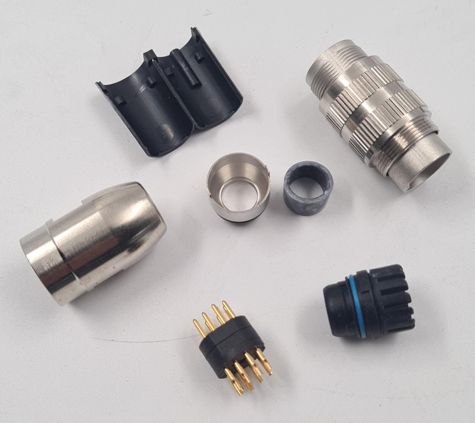 [LOT 10] NEW - LUMBERG 0332-12 18920 CIRCULAR CONNECTOR