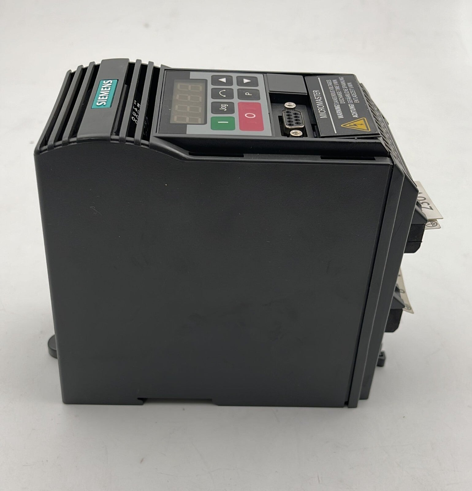 Siemens 6SE9212-1BA40 Micromaster 6SE92 370W 208/240 4.6A