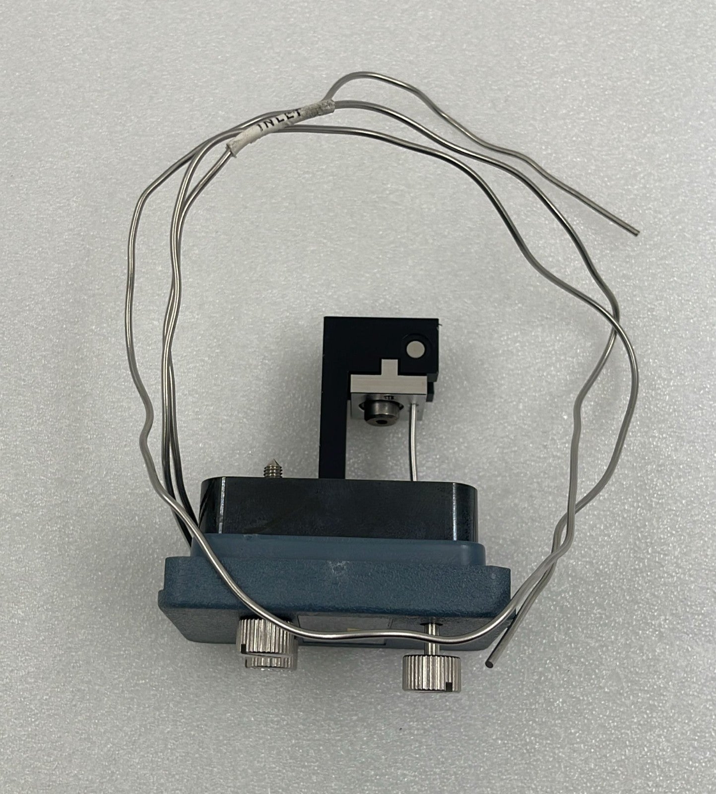 Waters Alliance 289007905 connector and cable view