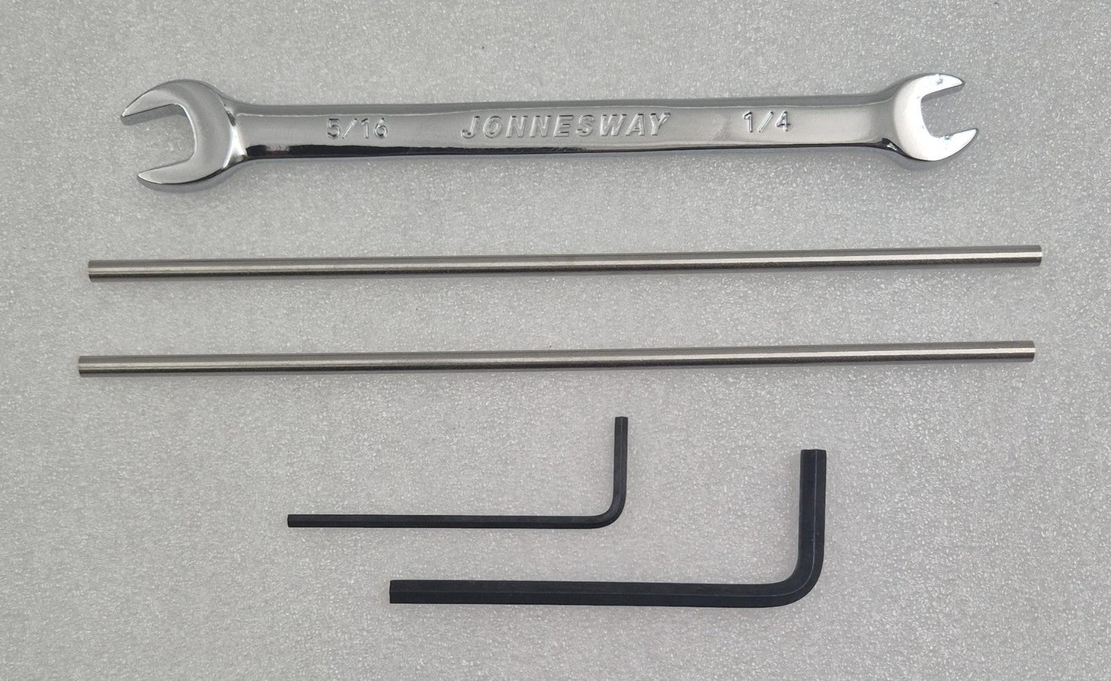 RHEODYNE service tools and hex keys included in kit