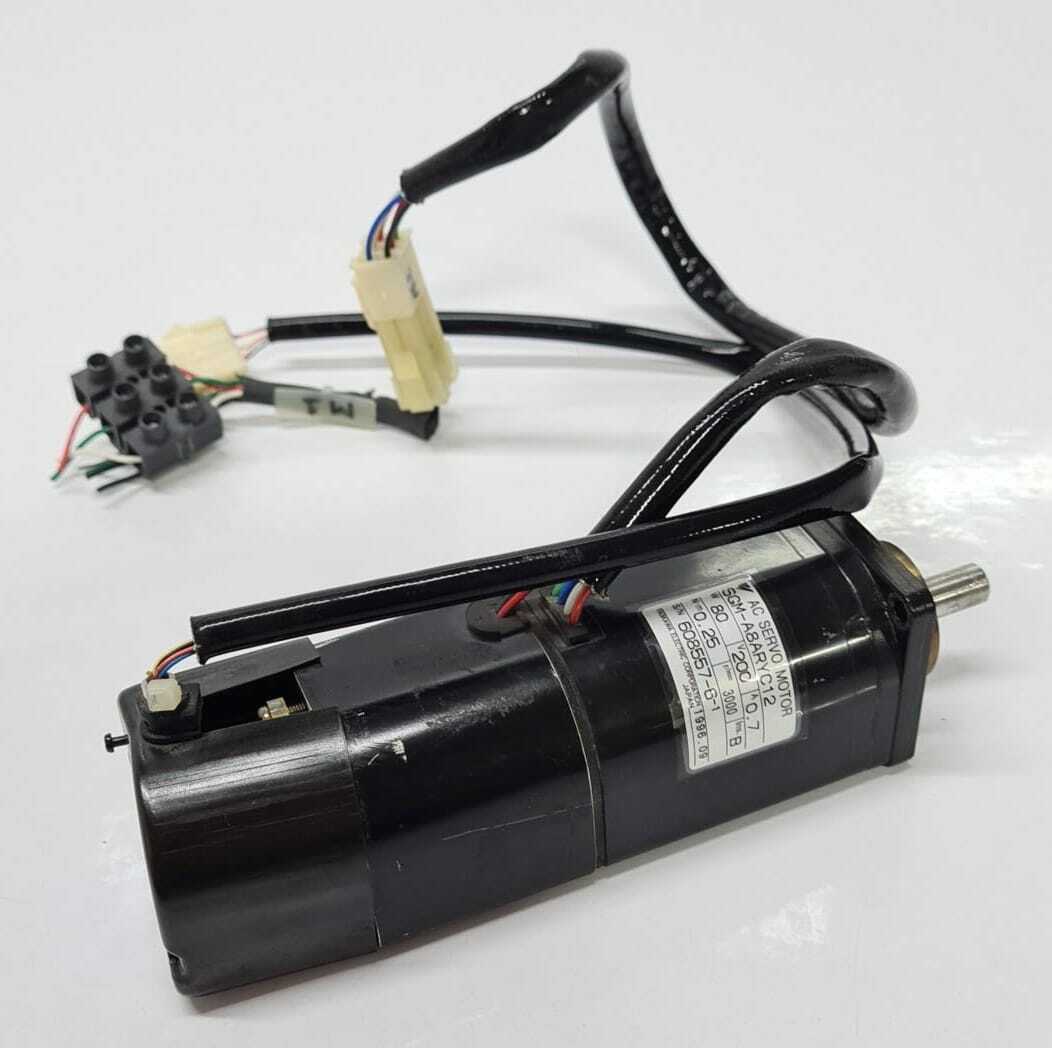 FOR PARTS- Yaskawa AC Servo Motor SGM A8ARYC12 80W 200V 0.7A 3000R/Min