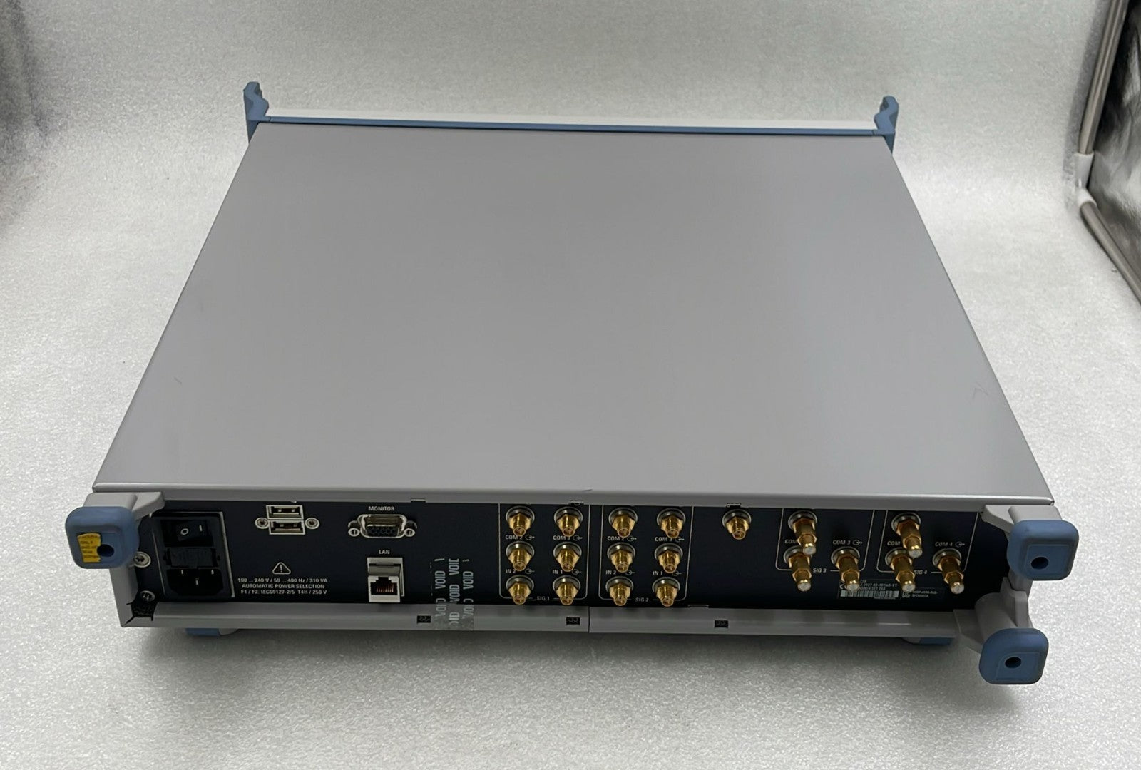 Rohde & Schwarz CMW-Z28 Shielding Box for Wireless Communication