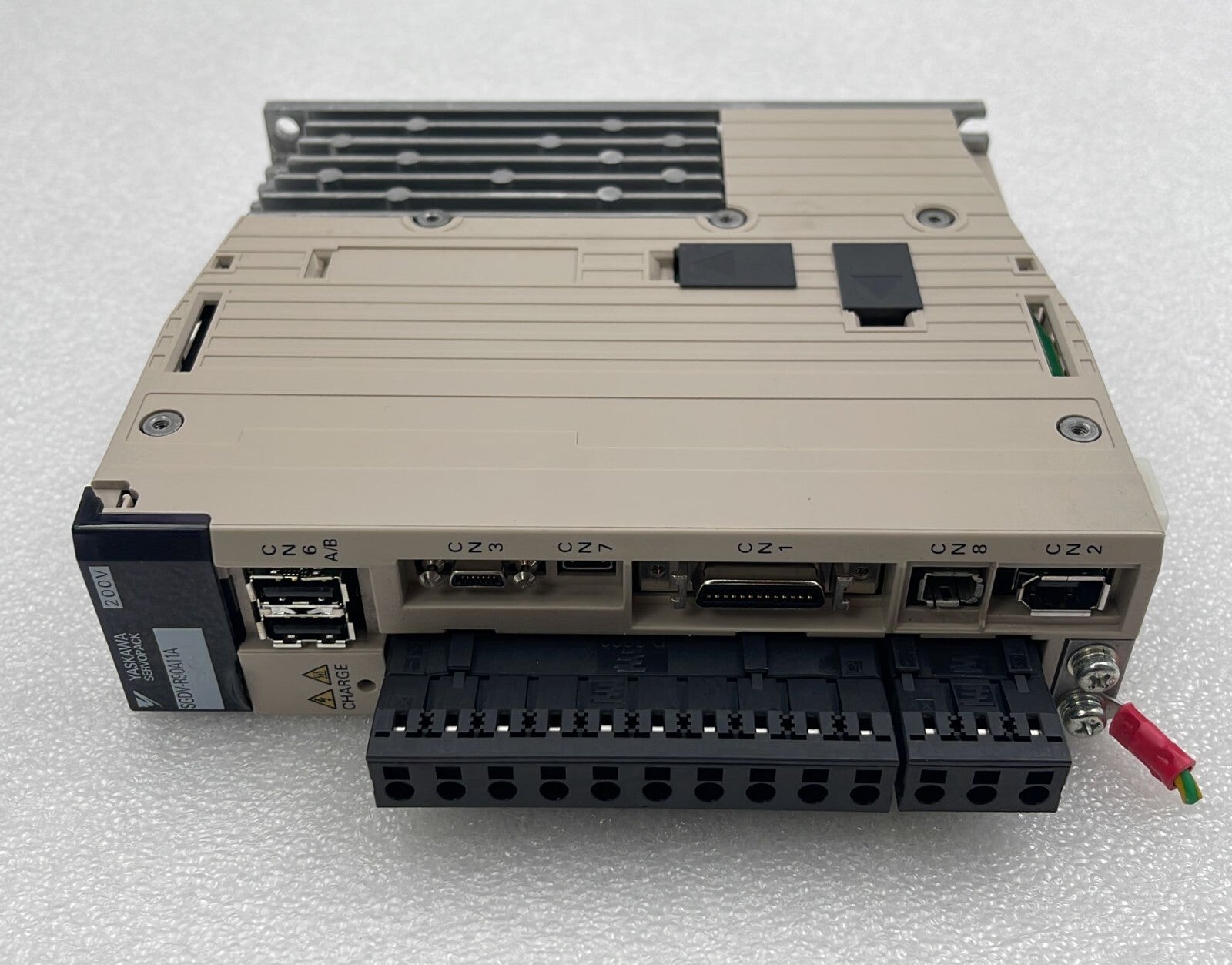 YASKAWA SERVOPACK SGDV-R90A11A Servo Driver 200V