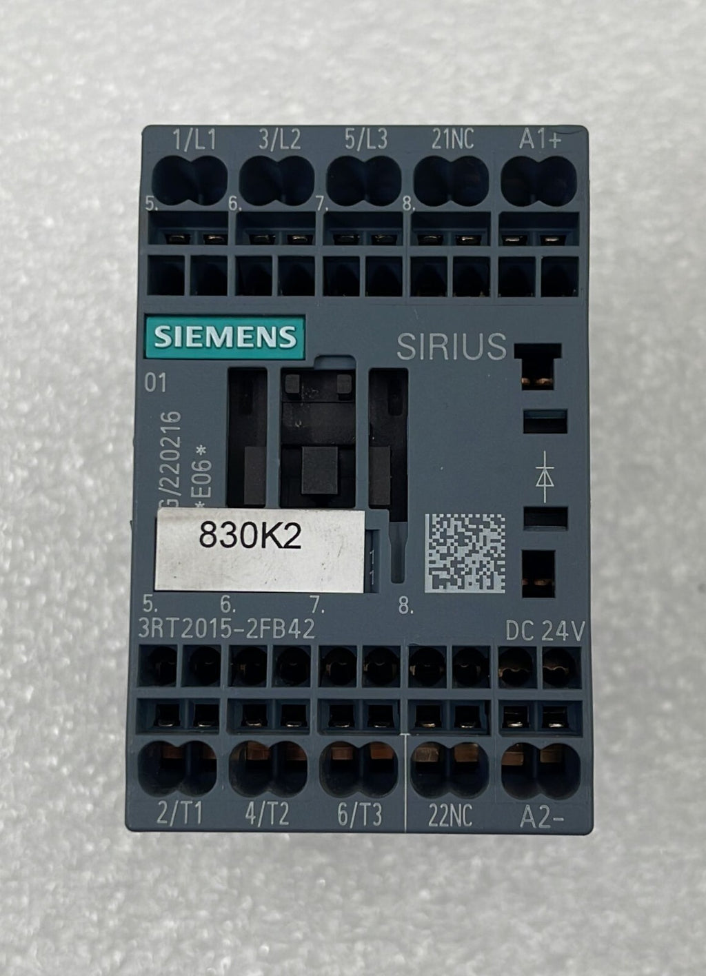 [LOT OF 5] SIEMENS 3RT2015-2FB42 contactor 3-pole 400V AC