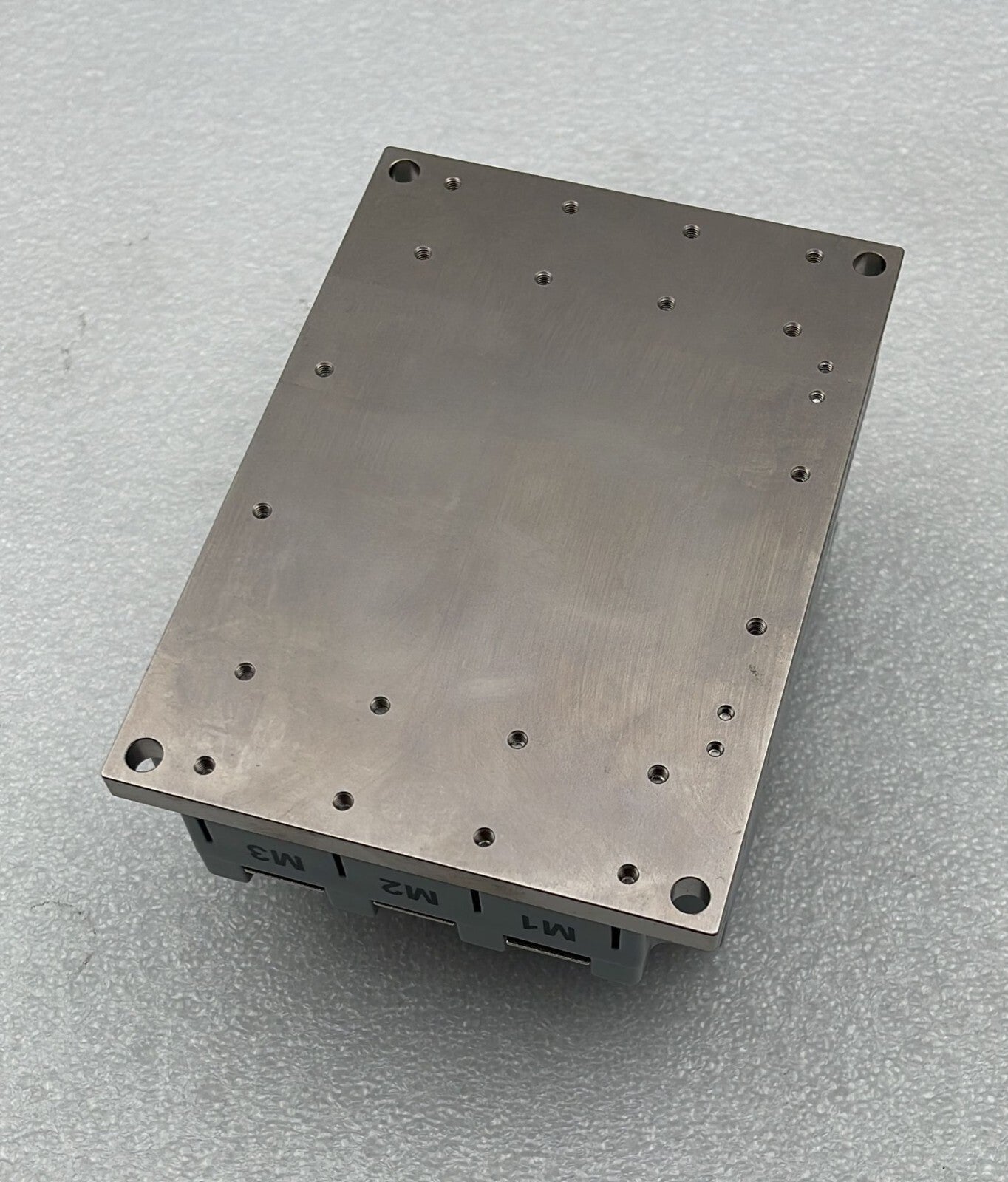 Elmo Motion Control Gold Eagle G-EAG100/100EEHN Position Controller **AS IS