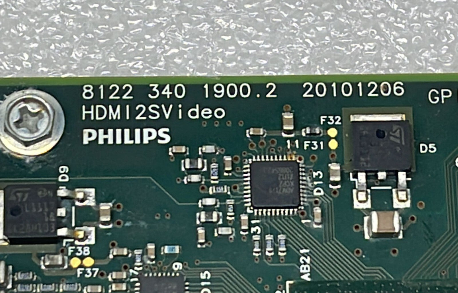 Philips 8122 340 1900.2 20101206 HDMI 2SVideo PCIe BOARD 453561465671