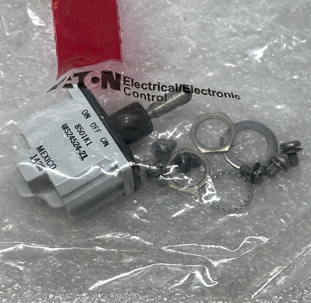 [LOT 3 PCS] NEW - EATON Cutler-Hammer 8501K1 Switch Toggle MS24524-21 3-Position