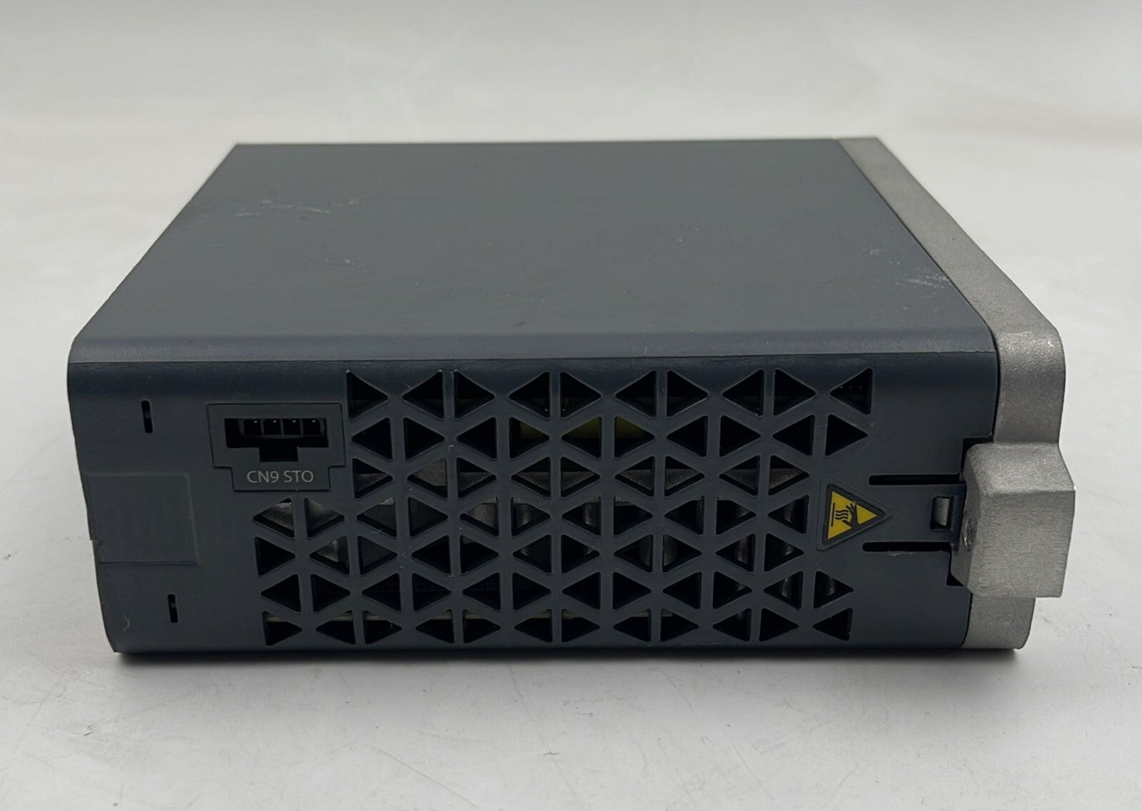 Schneider Electric 50W Encoder Feedback Motion Servo Drive LXM28EUA5M3X