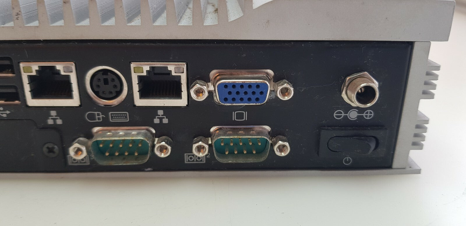 Axiomtek Ebox620 831 FL1 Fanless Compact Type Embedded Computer Intel Atom N270