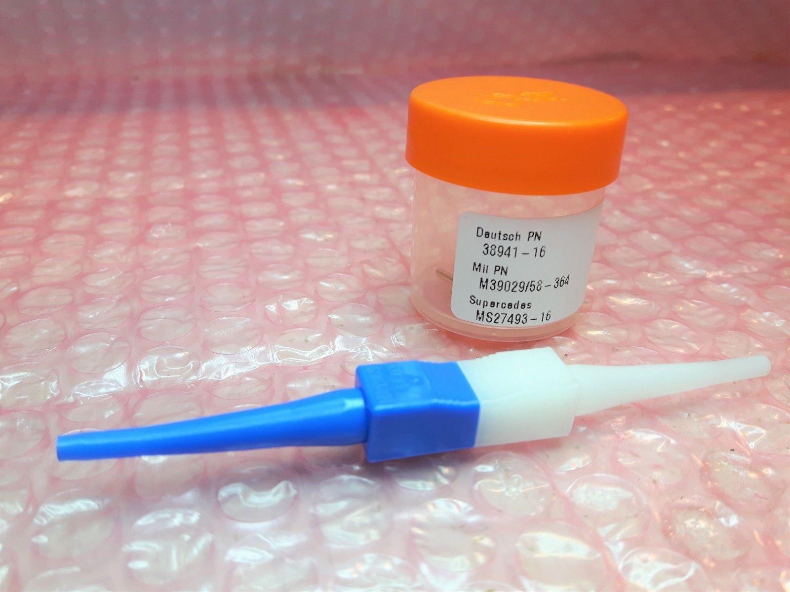 Deutsch D38999 26FC4PN Mil Spec Circular Connector 4 Pins