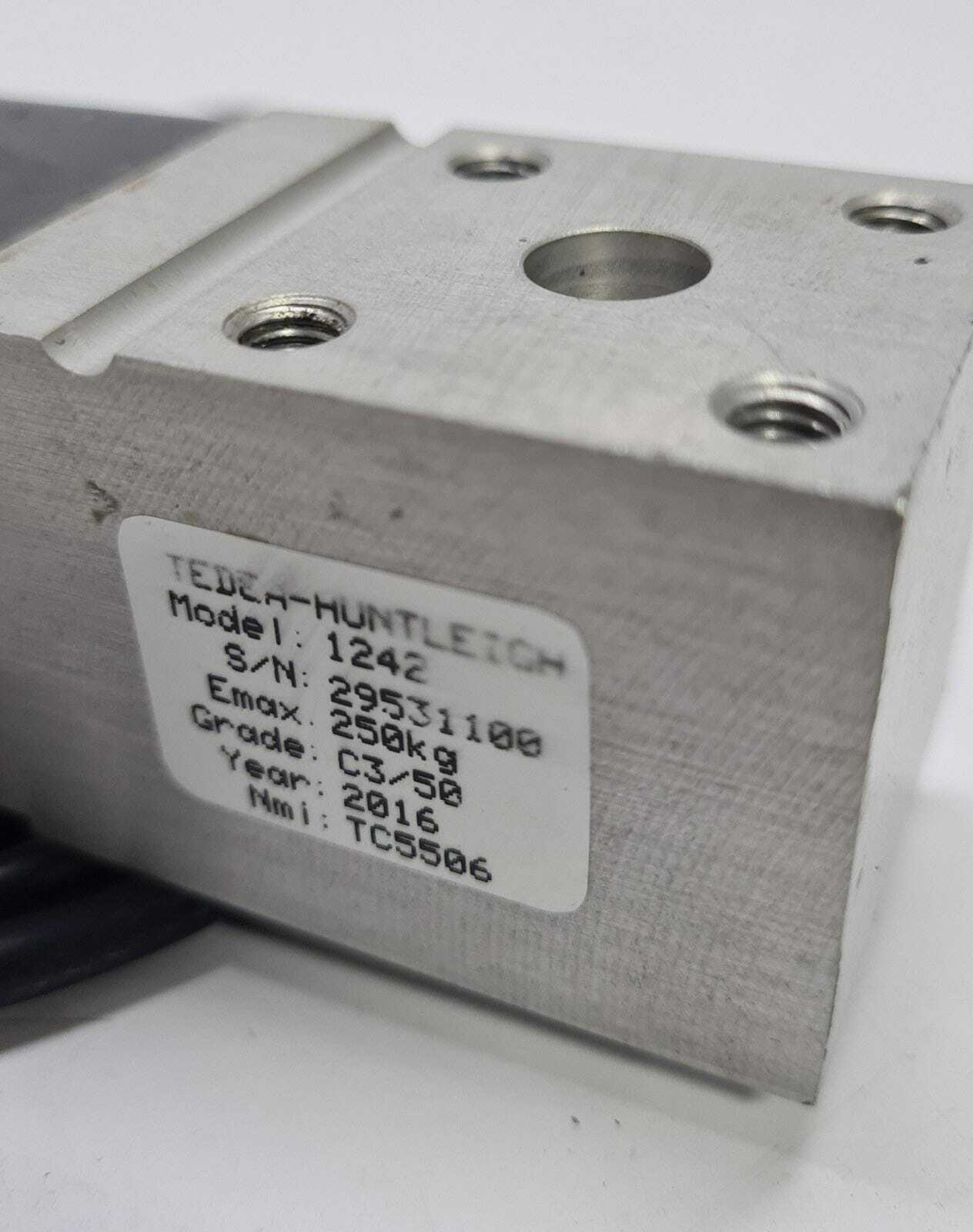 VISHAY TEDEA Huntleigh Model 1242 Single Point Load Cell Emax 250kg