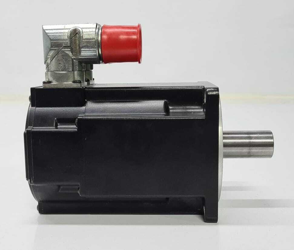 NEW - Danaher Motion 3 PM SERVOMOTOR AKM41S-ANCN2-02 Servo Motor