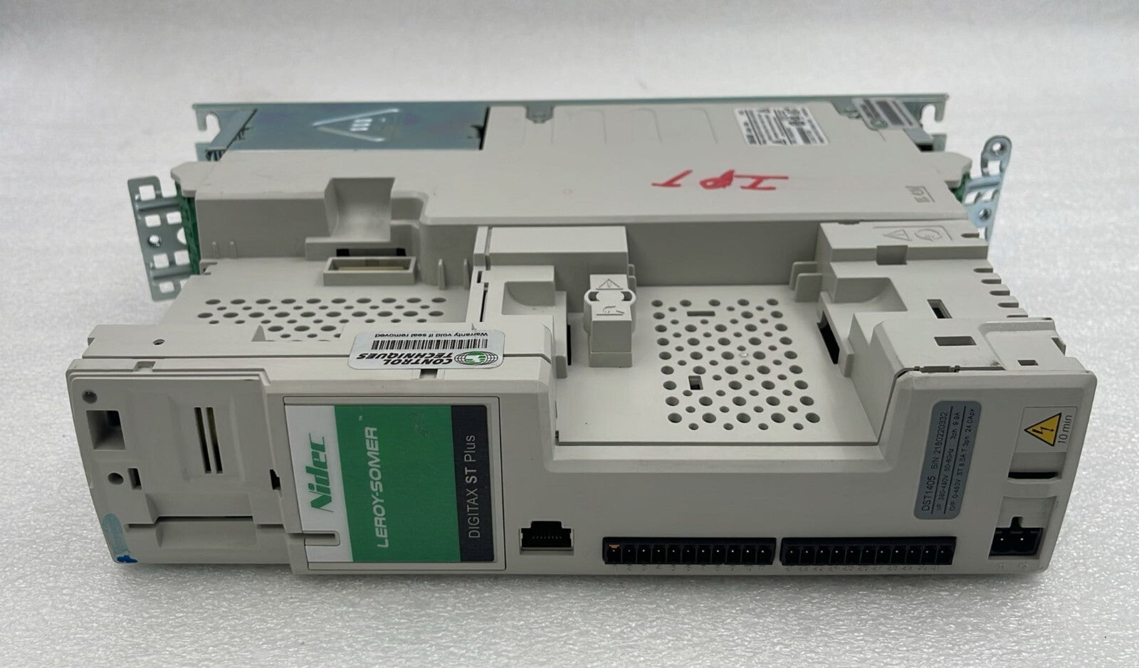 NIDEC Control Techniques Leroy-Somer Digitax ST Plus DST1405 3098-0098 24Apk