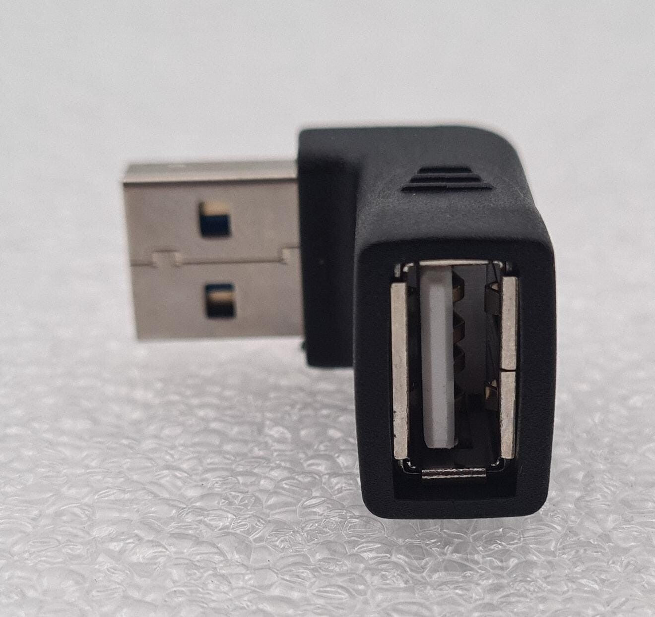 [LOT 8] NEW - Tripp Lite UR024-000-UP Universal Reversible USB 2.0 Adapter